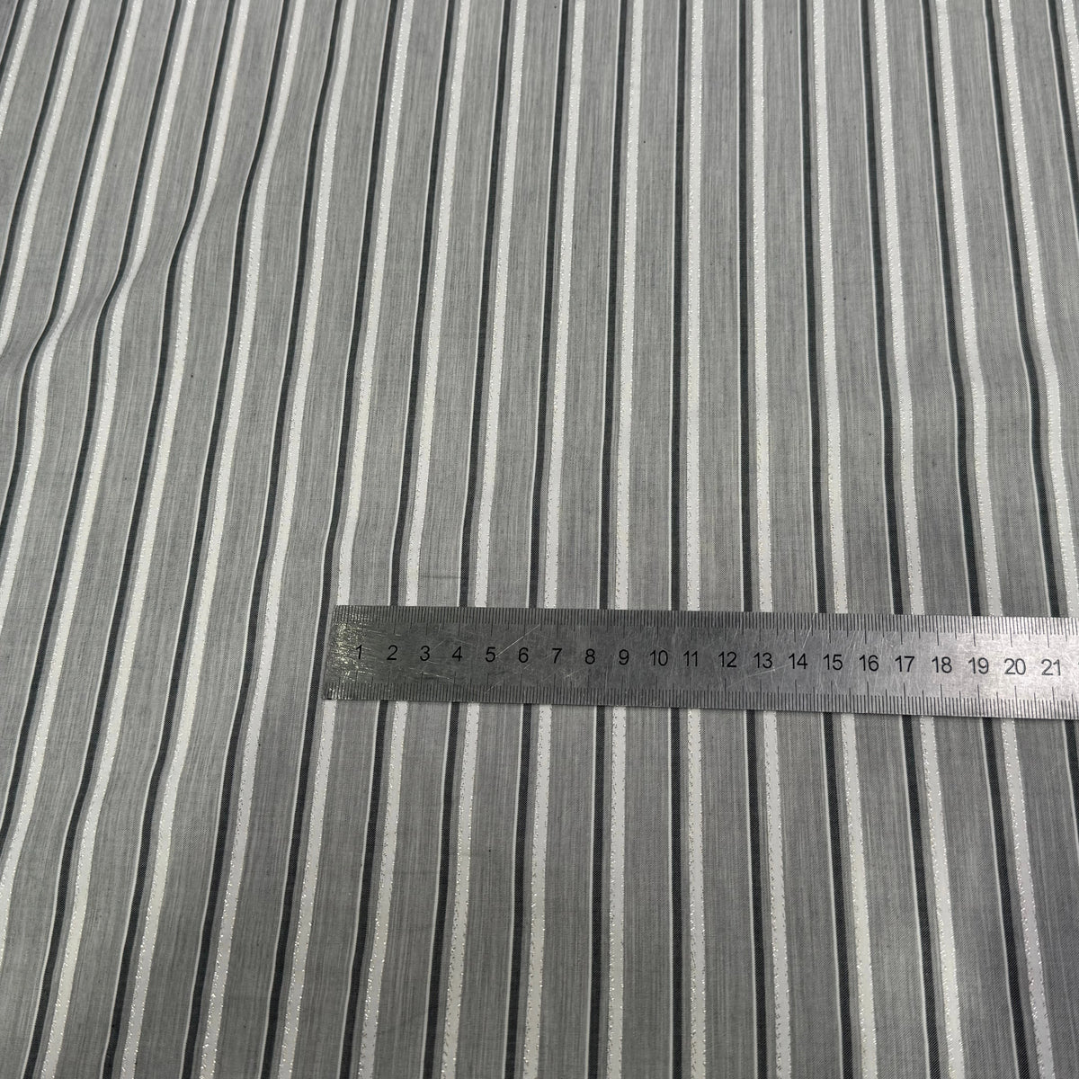 COTON CHEMISE LÉGER GRIS À RAYURES - My Little Coupon