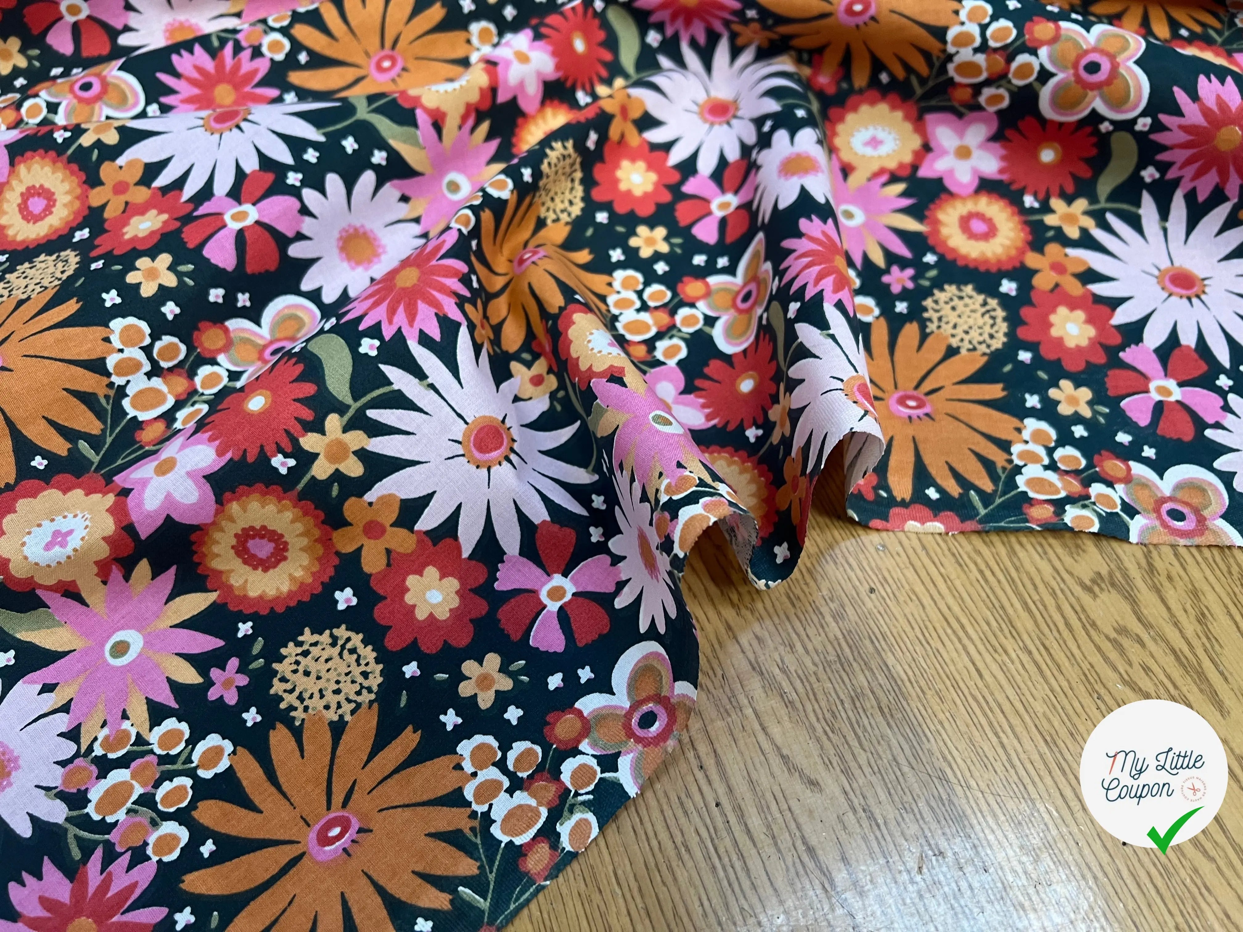 COTON IMPRIMÉ CHILDHOOD VERT / ORANGE 1B Y8 150 - My Little Coupon