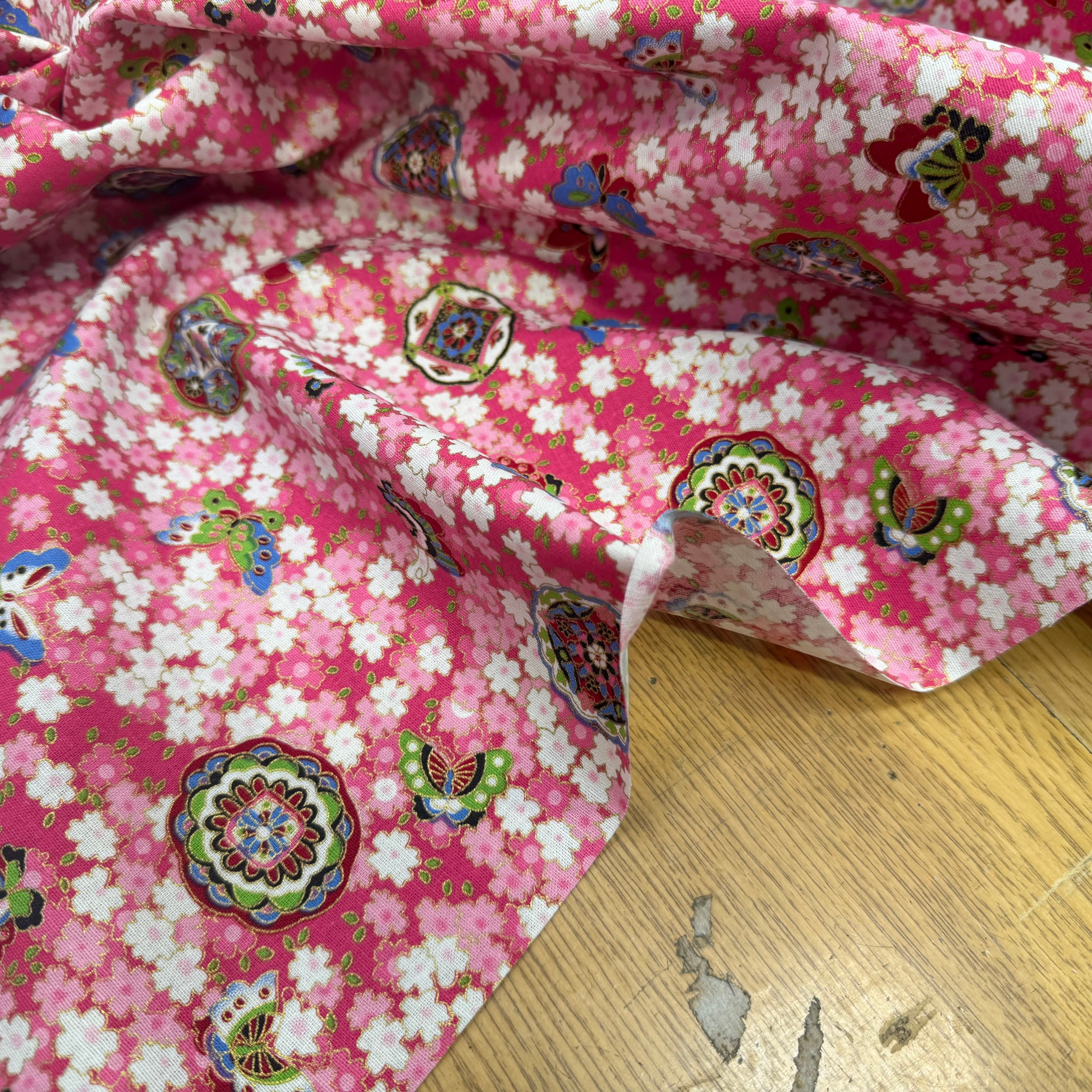 COTON IMPRIMÉ FOIL 18 ROSE 145 CM - My Little Coupon