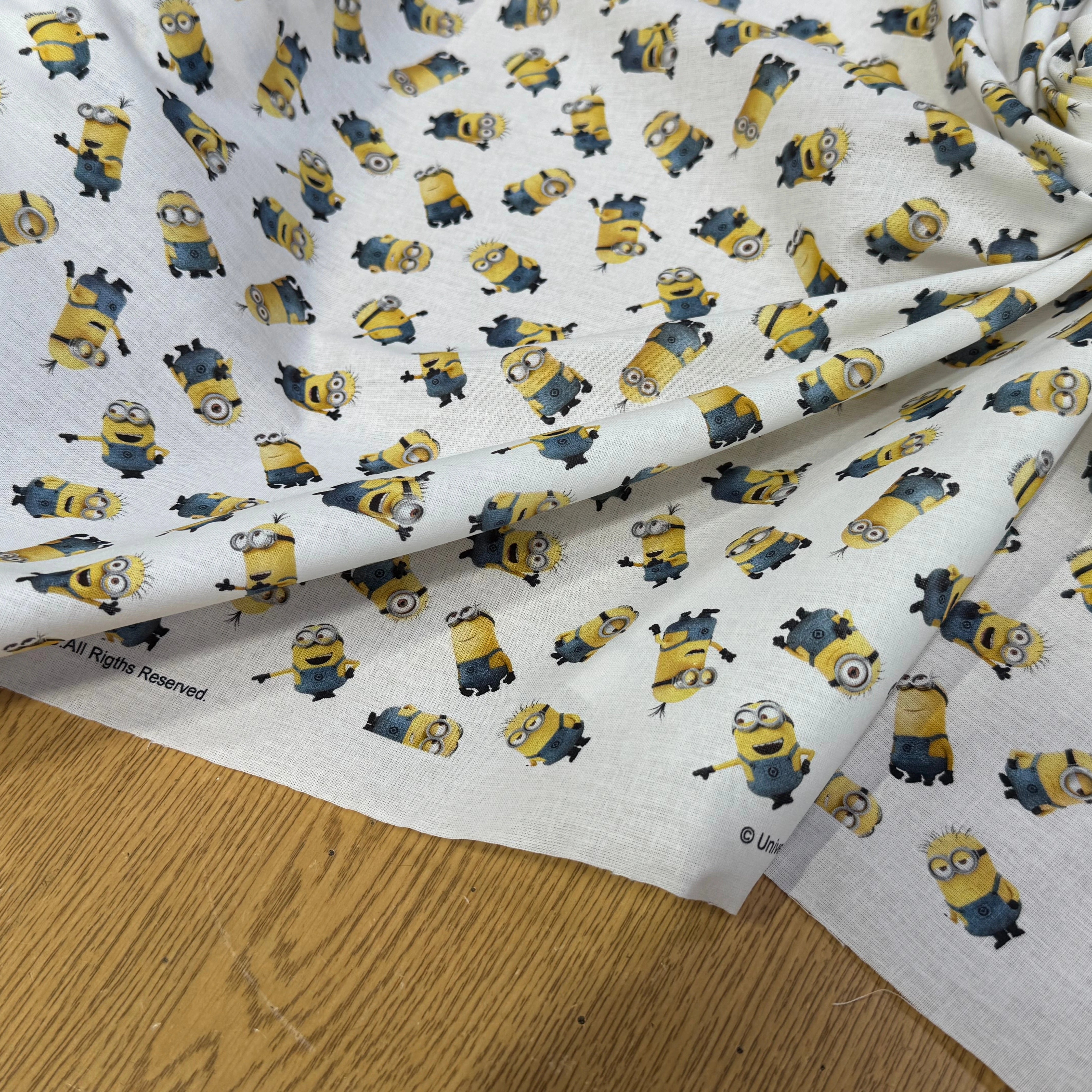 COTON IMPRIMÉ MINIONS DESPICABLE - My Little Coupon