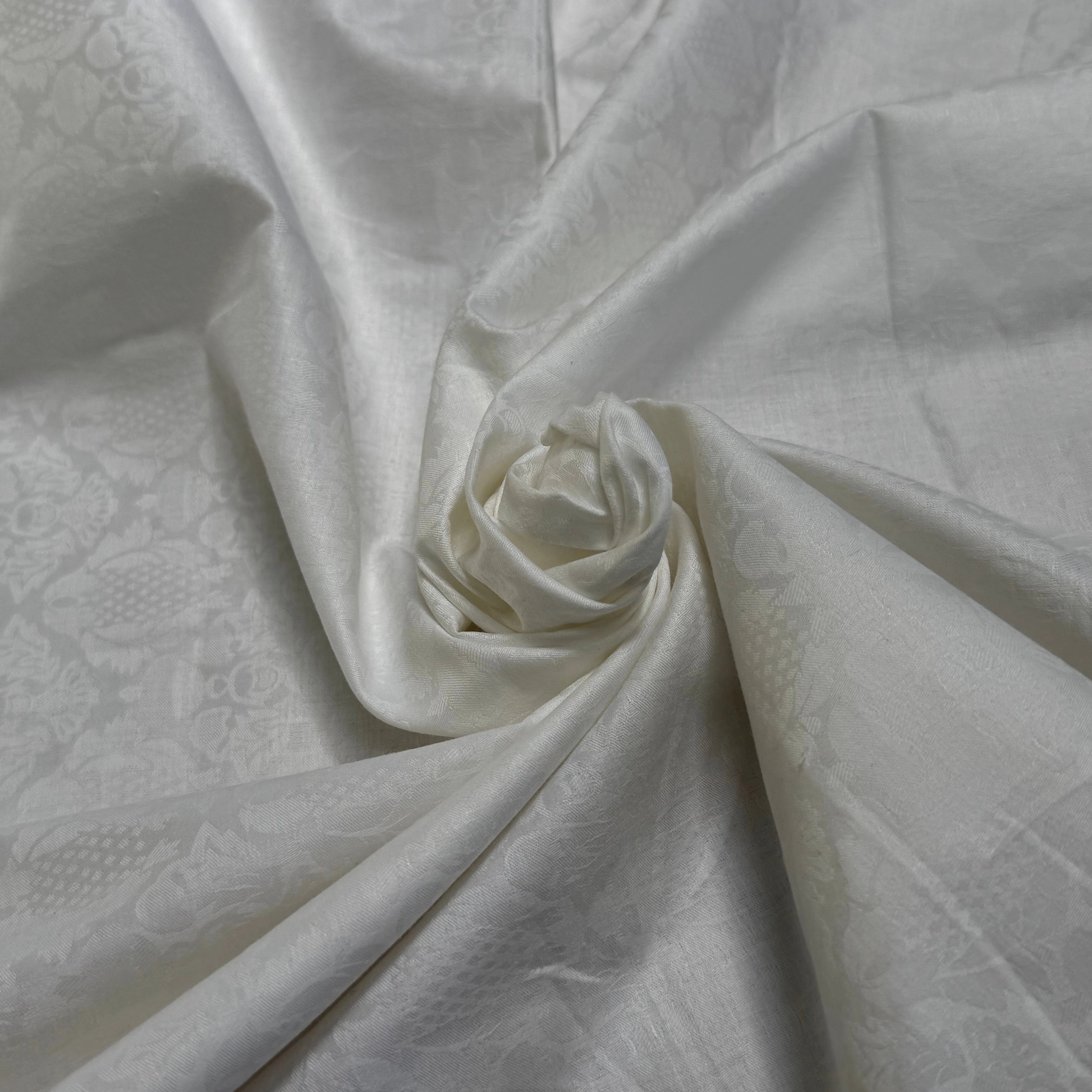 COTON JACQUARD DAMASSÉ BLANC 280 DE LAIZE SOFT TOUCHÉ - My Little Coupon