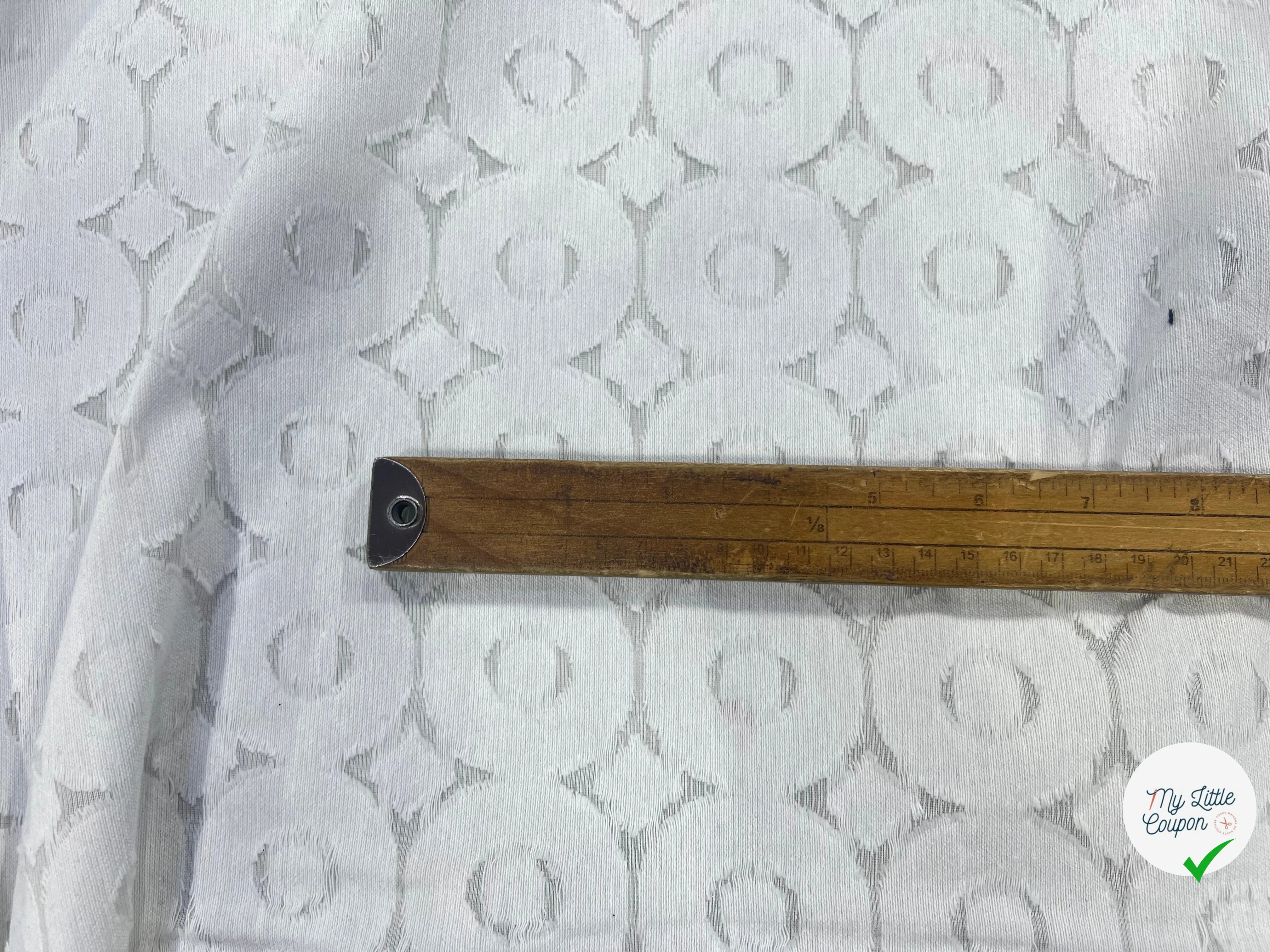 COTON JACQUARD DÉVORÉE BLANC CIRCULAIRE VISCOSE 5% METAL - My Little Coupon