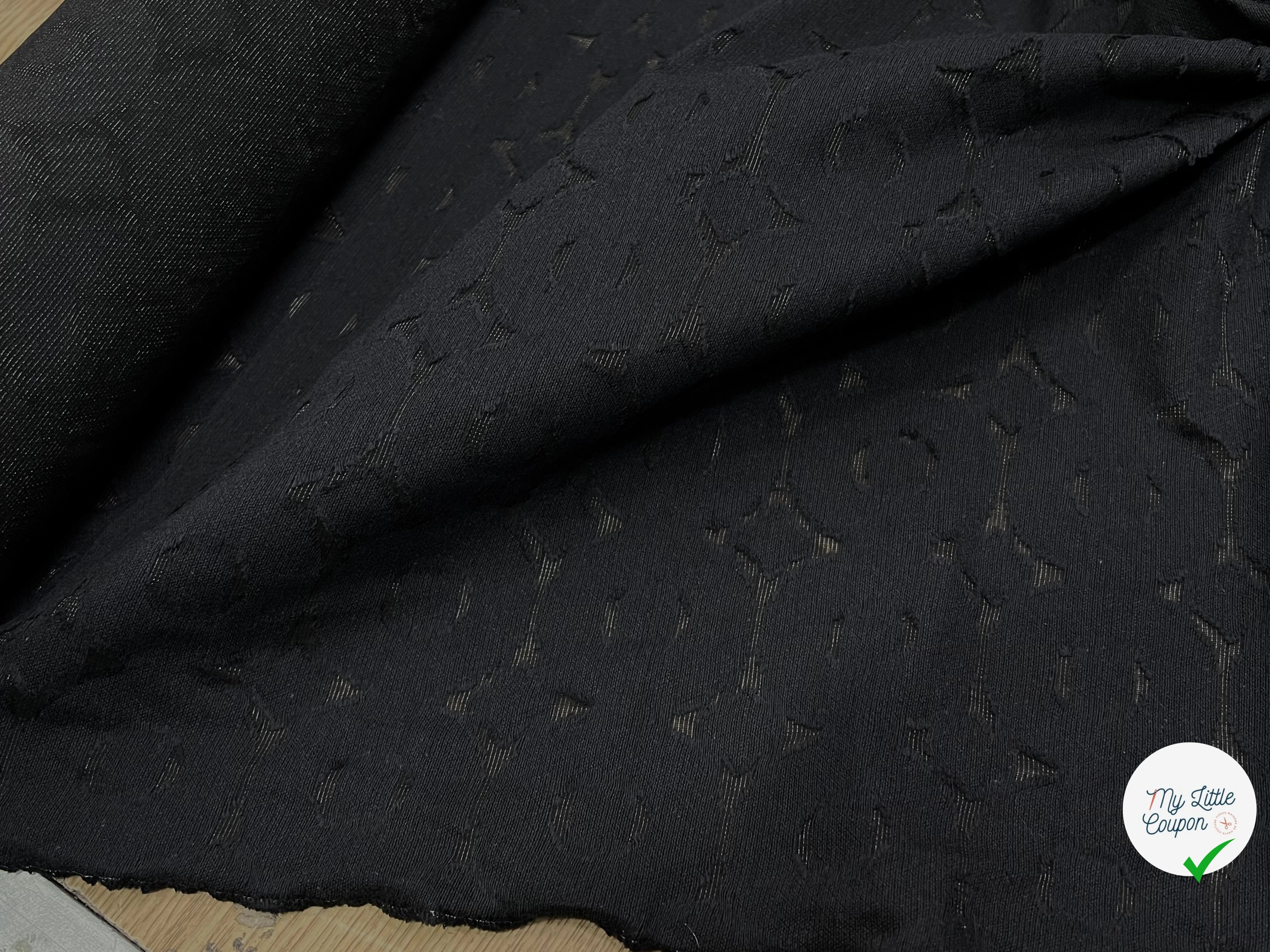 COTON JACQUARD DÉVORÉE NOIR CICULAIRE VISCOSE 5% MÉTAL - My Little Coupon