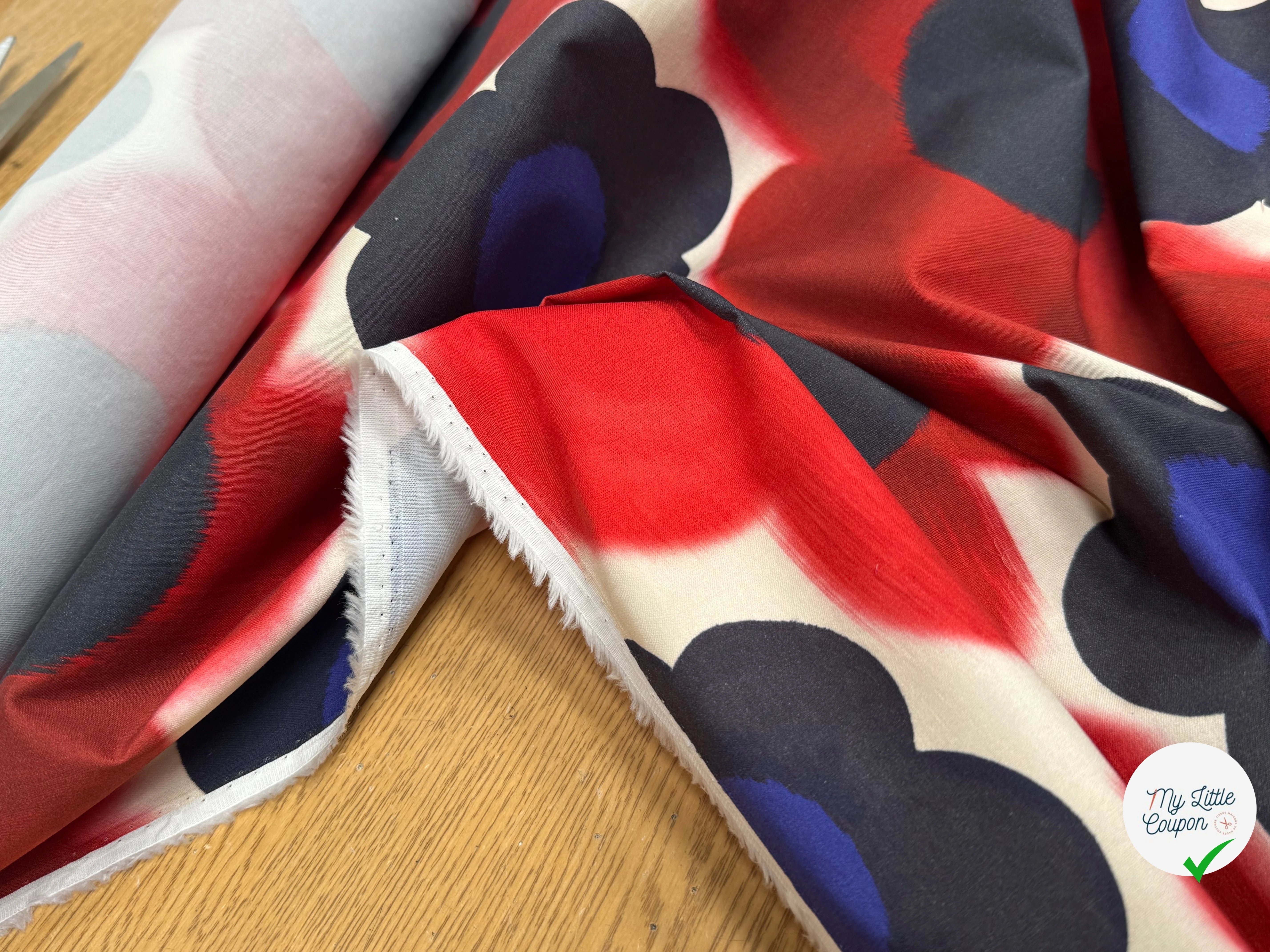 COTON STRETCH IMPRIMÉ FLEURS GRAPHIQUES ROUGE ARTEMIDE TWIGGY ROUGE - My Little Coupon