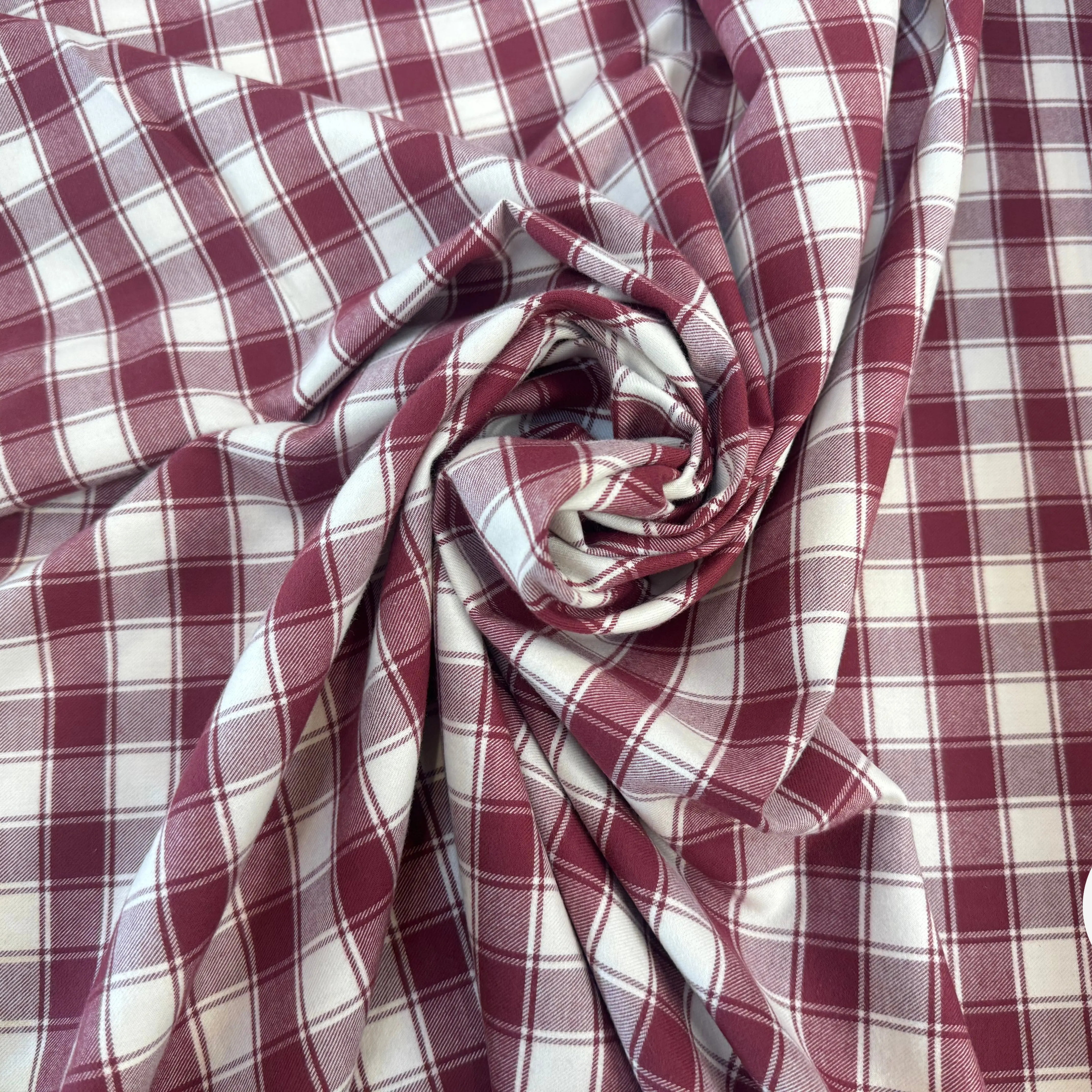 COTON TRAPPEUR A CARREAUX BLANC ET ROUGE - My Little Coupon