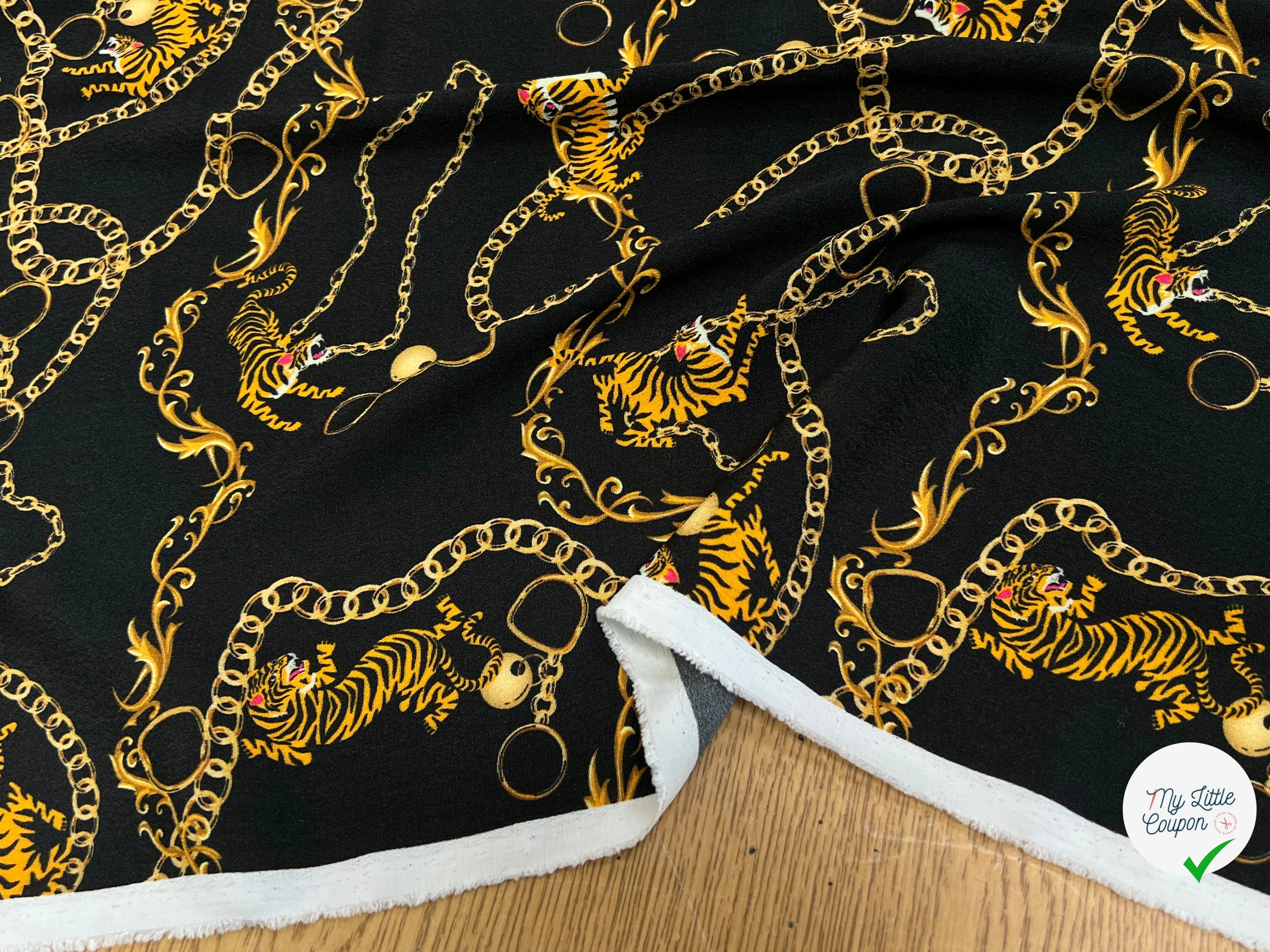 CREPE 100% VISCOSE MAROCAINE FOND NOIR IMPRIMÉ TIGER & CHAINS - My Little Coupon