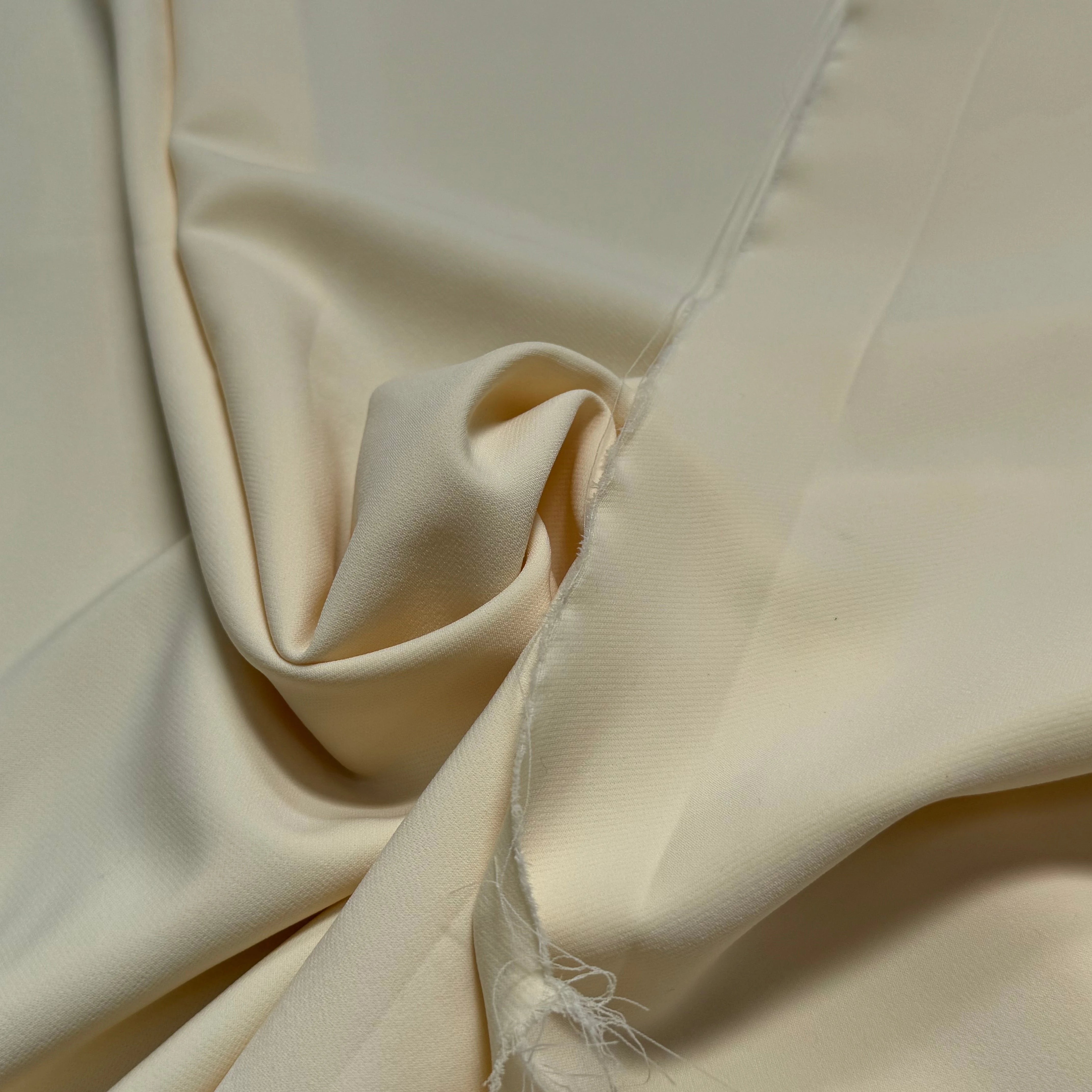 CREPE BEAU TOMBÉ BUTTER STRETCH - My Little Coupon
