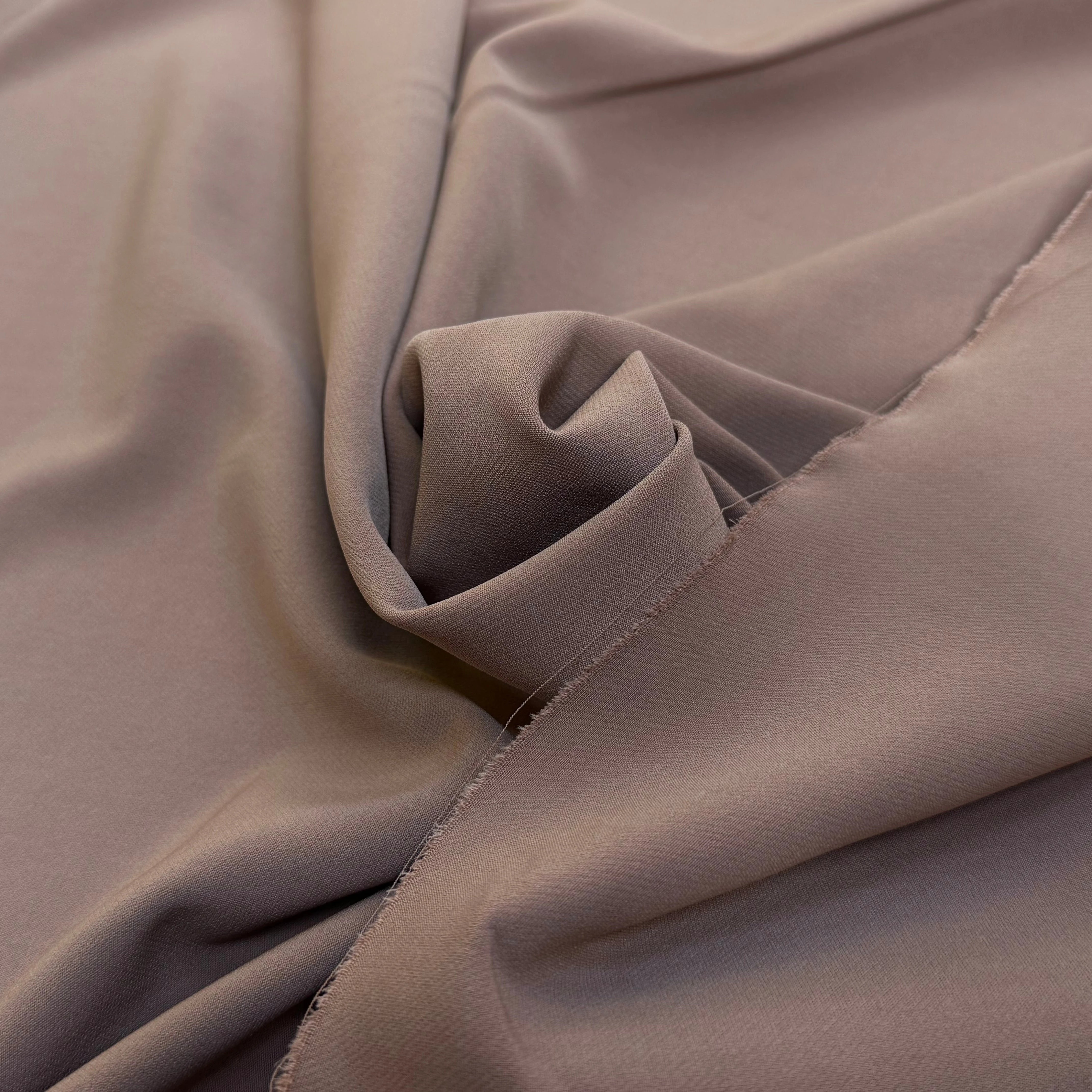 CREPE BEAU TOMBÉ LIGHT MOCHA STRETCH - My Little Coupon