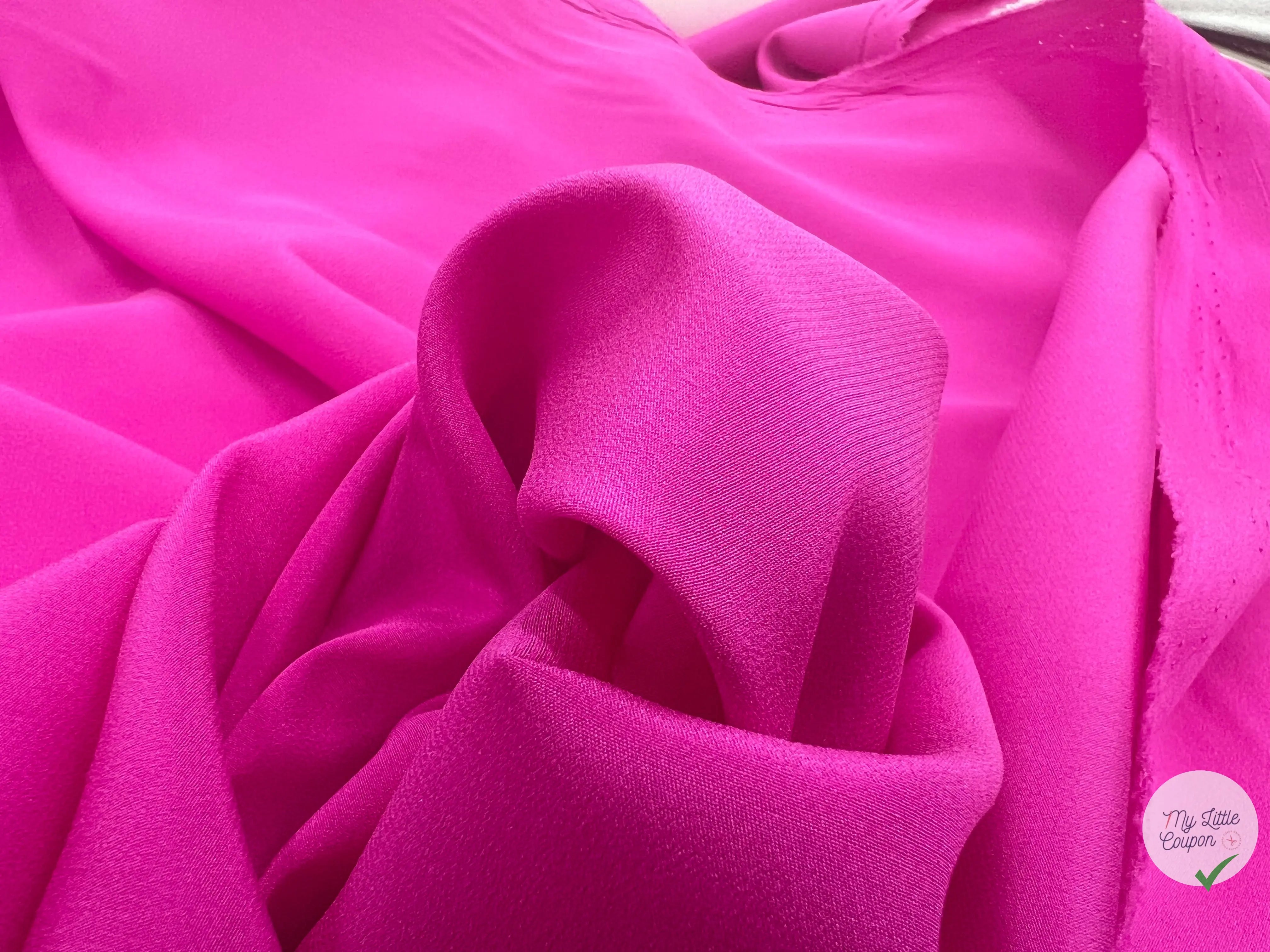 CRÊPE DE CHINE LÉGER STRETCH FUSCHIA LUMINEUX - My Little Coupon - tissu - coudre