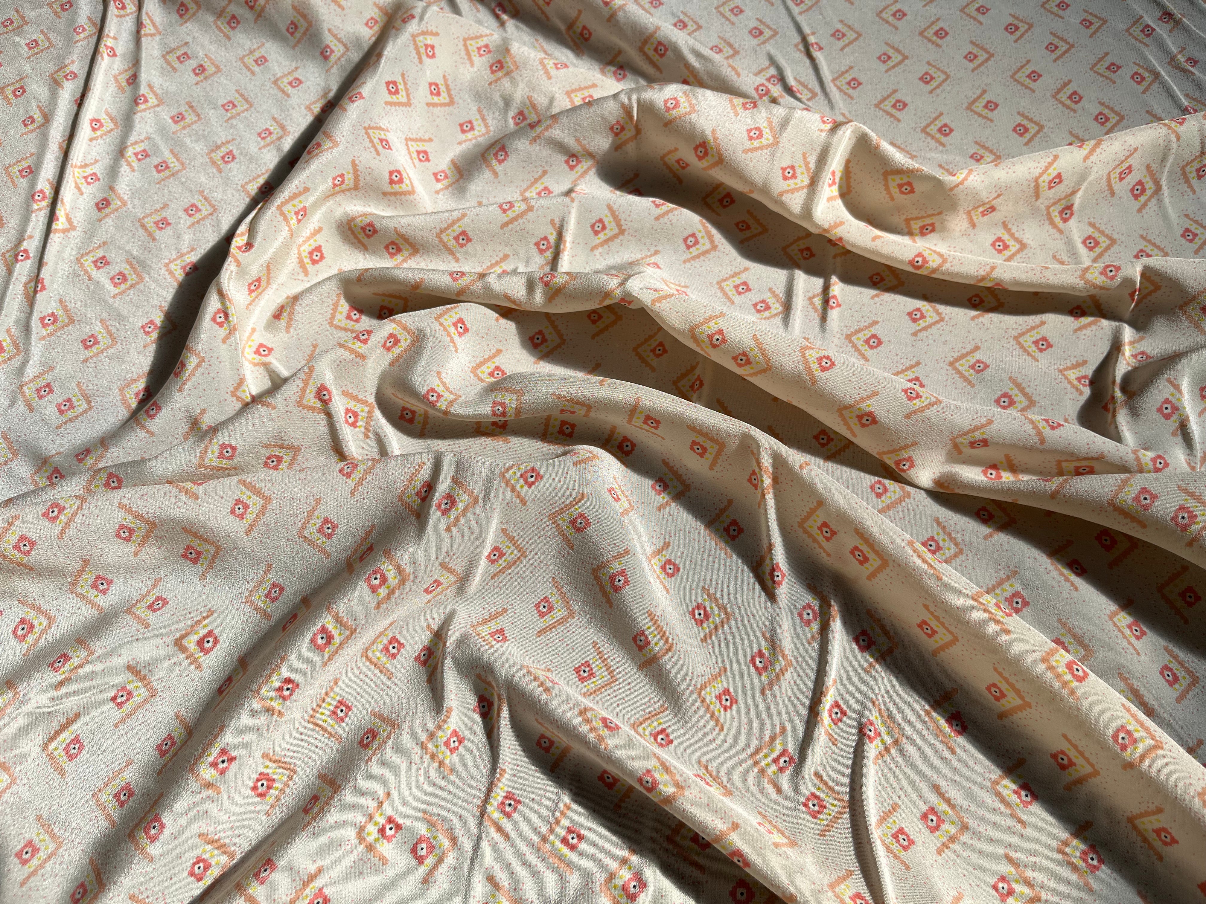 CREPE DE CHINE SOIE DELHI PRINT 16 MOMME ECRU - My Little Coupon