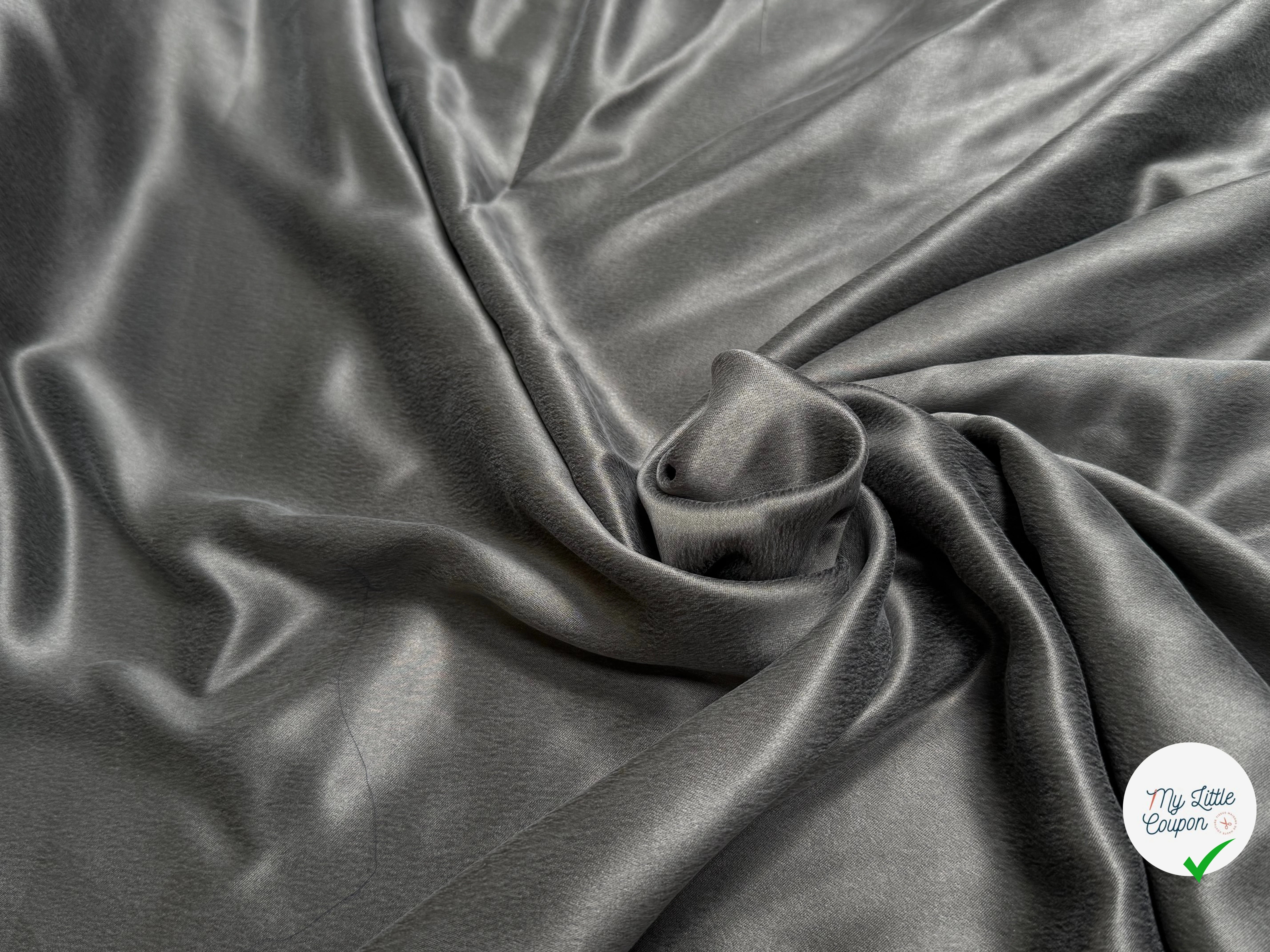 CREPE DE SOIE ENEVRS SATIN VELOUTÉ GRIS FONCÉ LÉGÈREMENT STRETCH - My Little Coupon