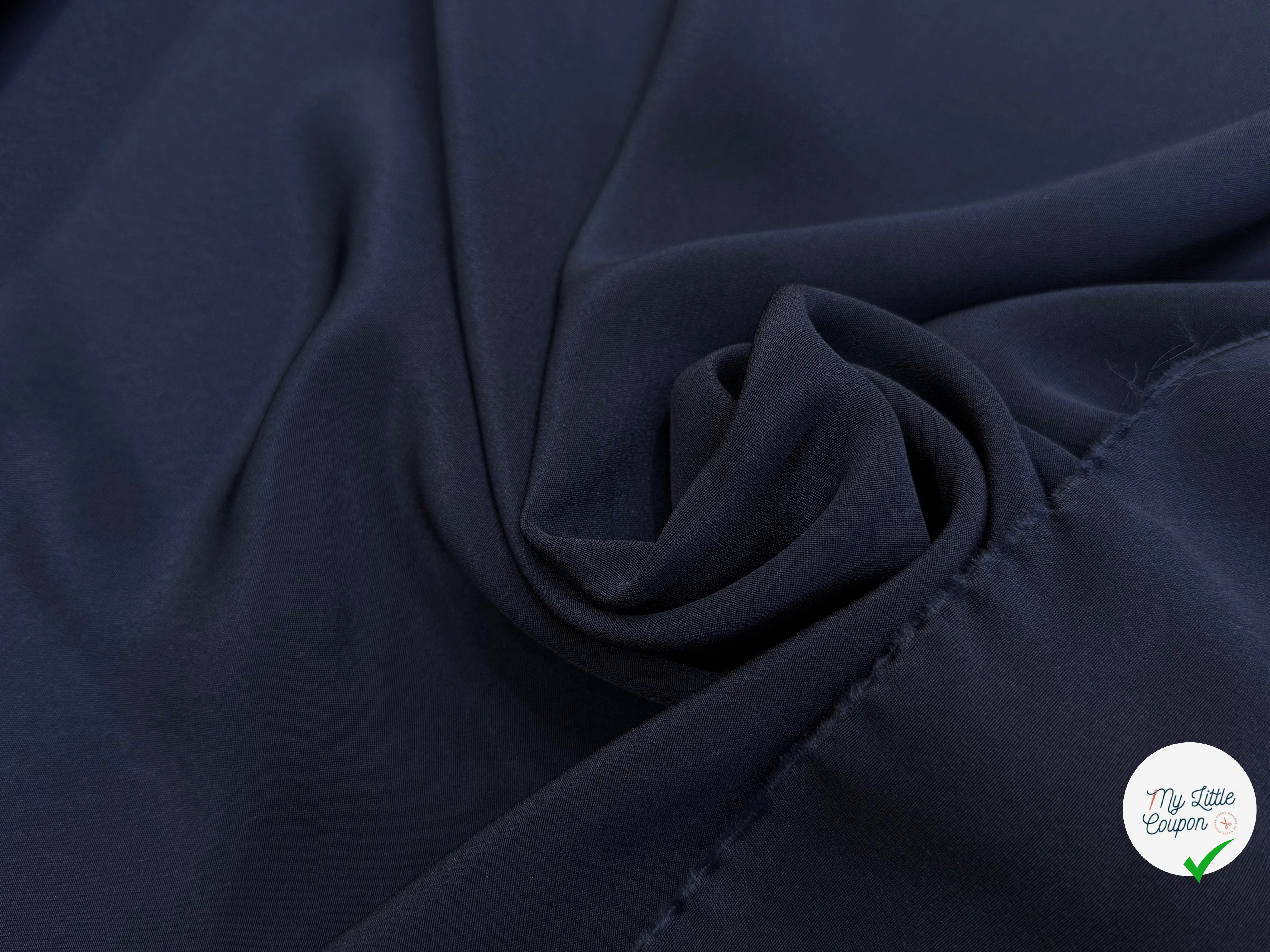 CREPE DE SOIE SATINÉ FLUIDE BLEU MARRINE 110 DE LAIZE - My Little Coupon