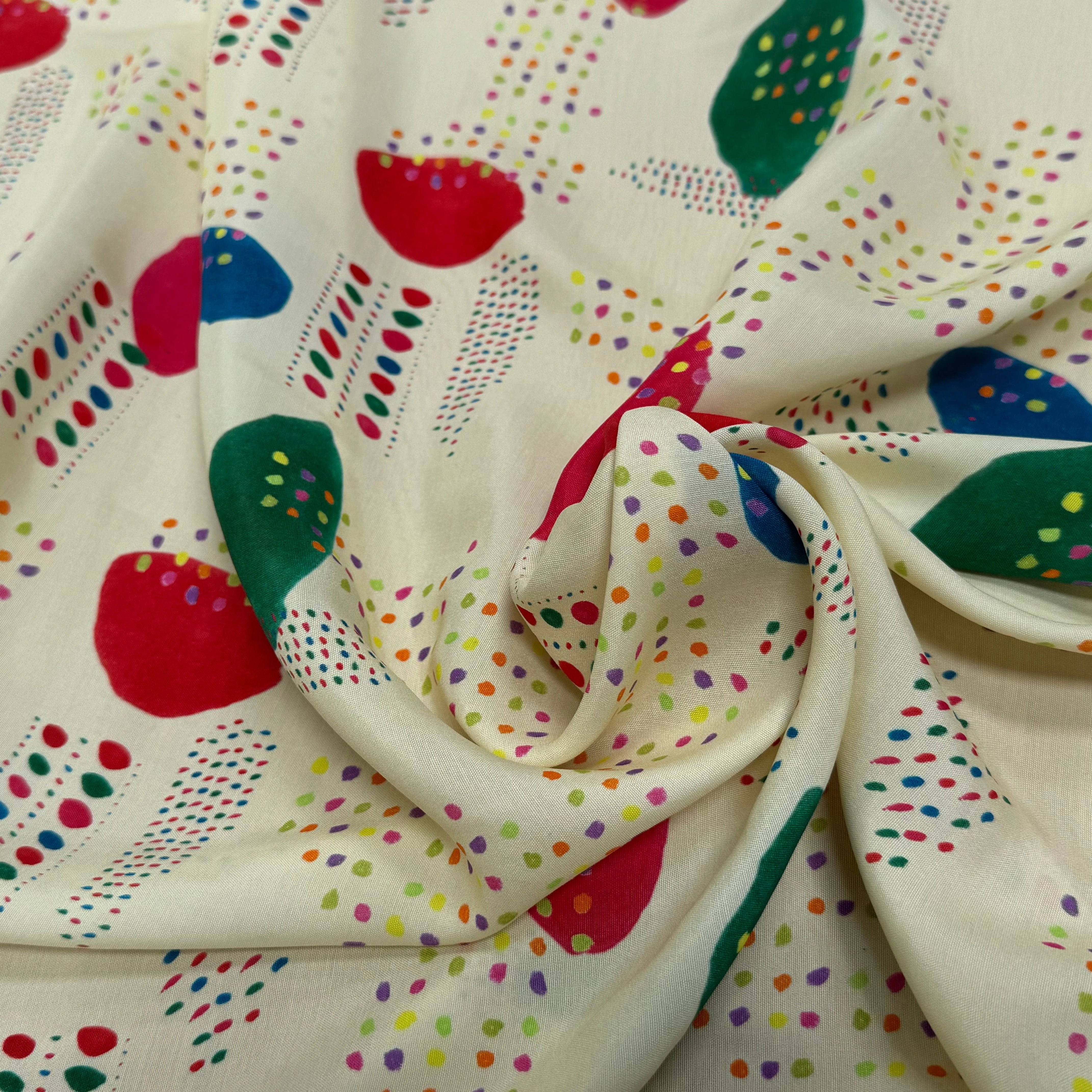 CRÊPE DE VISCOSE ÉCRU IMPRIMÉ POIS MULTICOLORES FANTASY DISPATCH - My Little Coupon