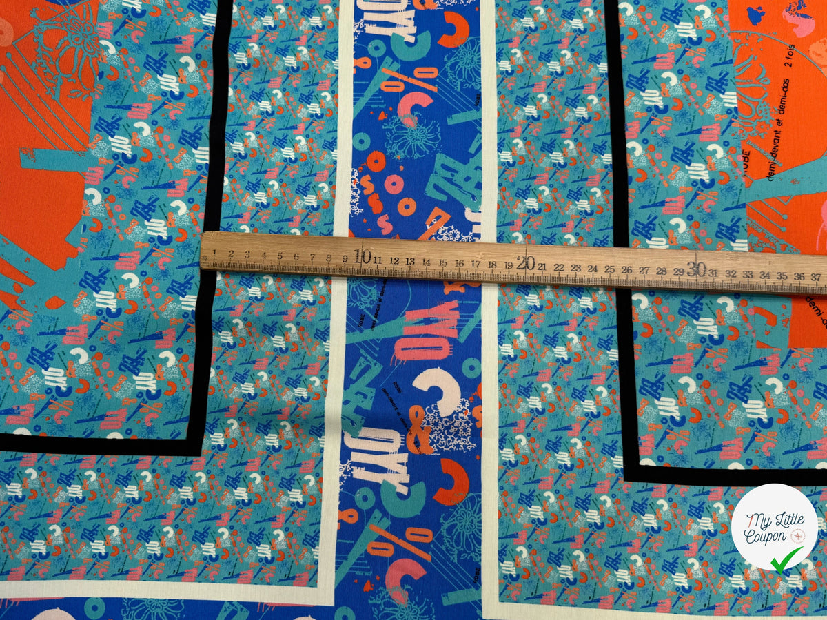 CRÊPE DE VISCOSE FLUIDE IMPRIMÉ TYPOGRAPHIQUE BLEU ET ORANGE FANTASY TYPO ORANGE - My Little Coupon