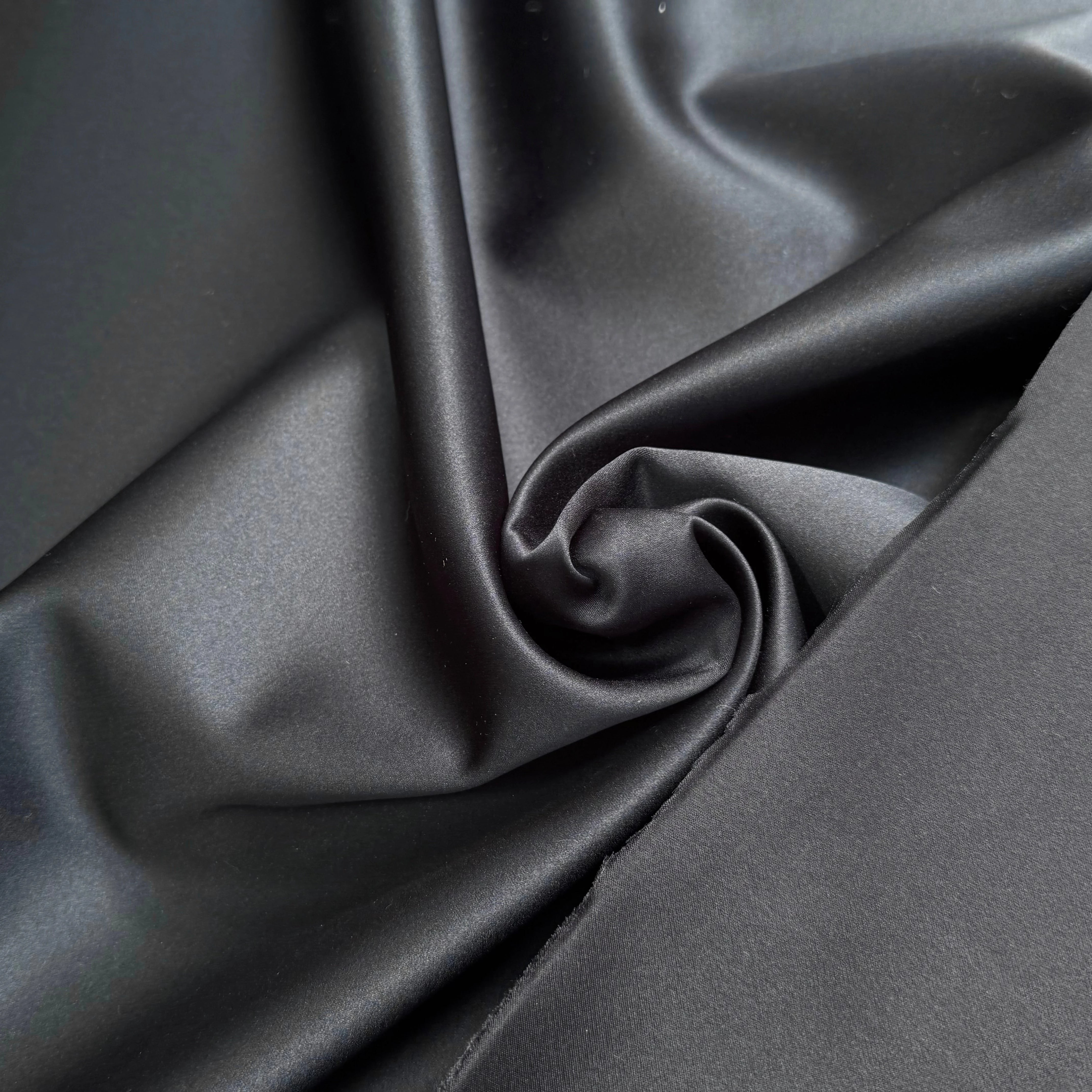 CREPE ENVERS SATIN CONTRECOLLÉ NOIR BELLE TENUE - My Little Coupon