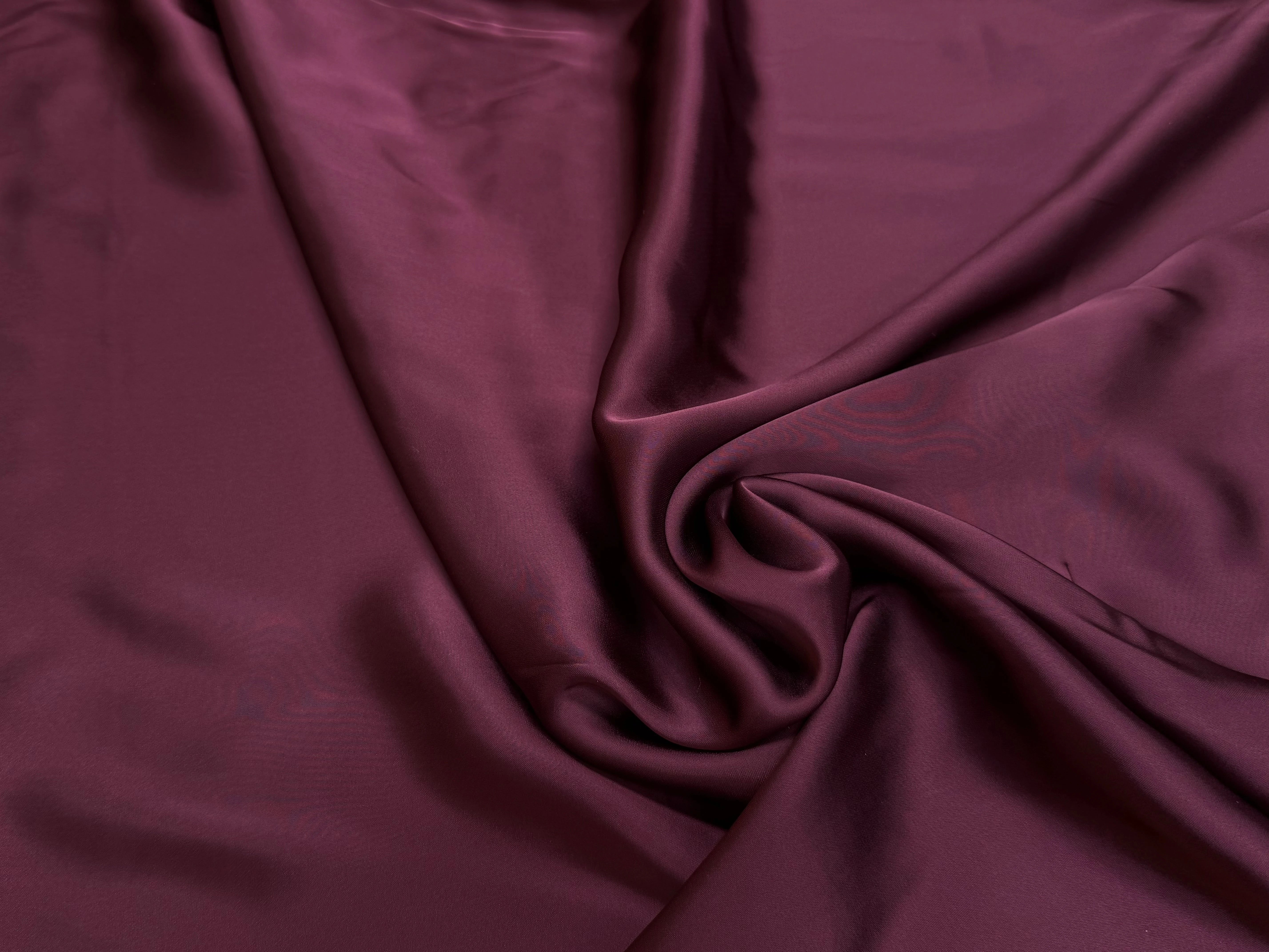 CREPE ENVERS SATIN FVISCOSE LUIDE BORDEAUX - My Little Coupon