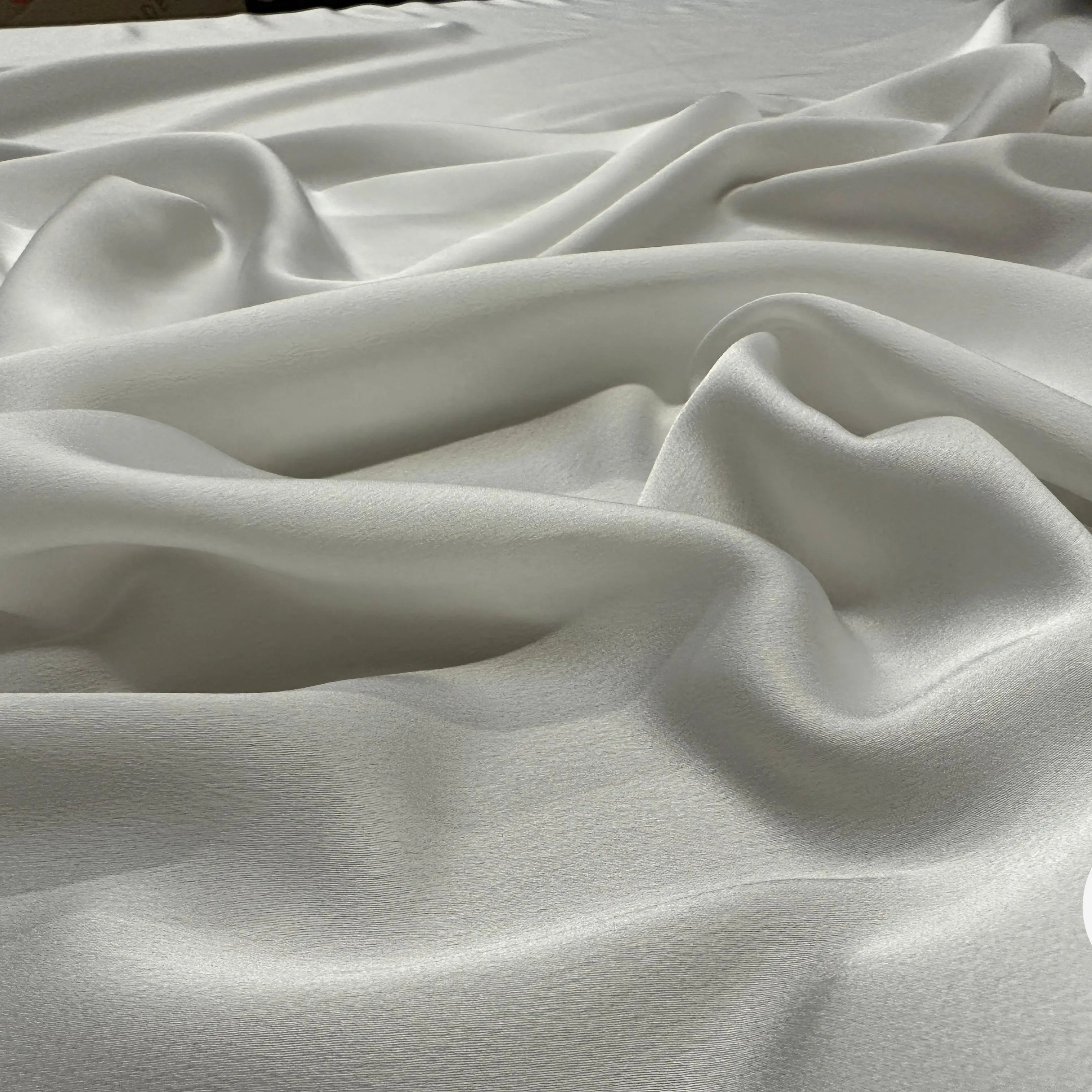 CREPE ENVERS SATIN LEGER BLANC OPTIQUE - My Little Coupon