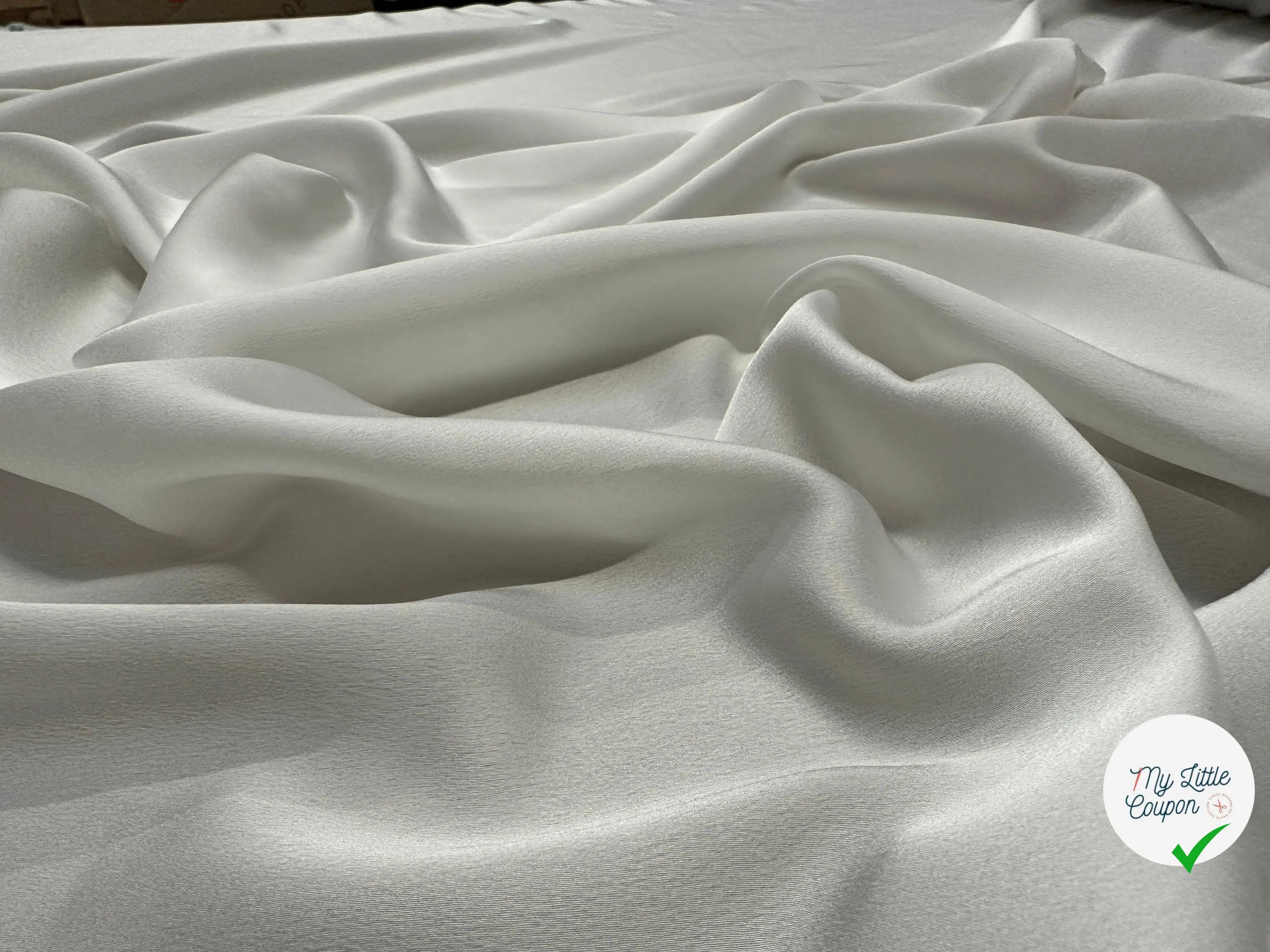CREPE ENVERS SATIN LEGER BLANC OPTIQUE - My Little Coupon