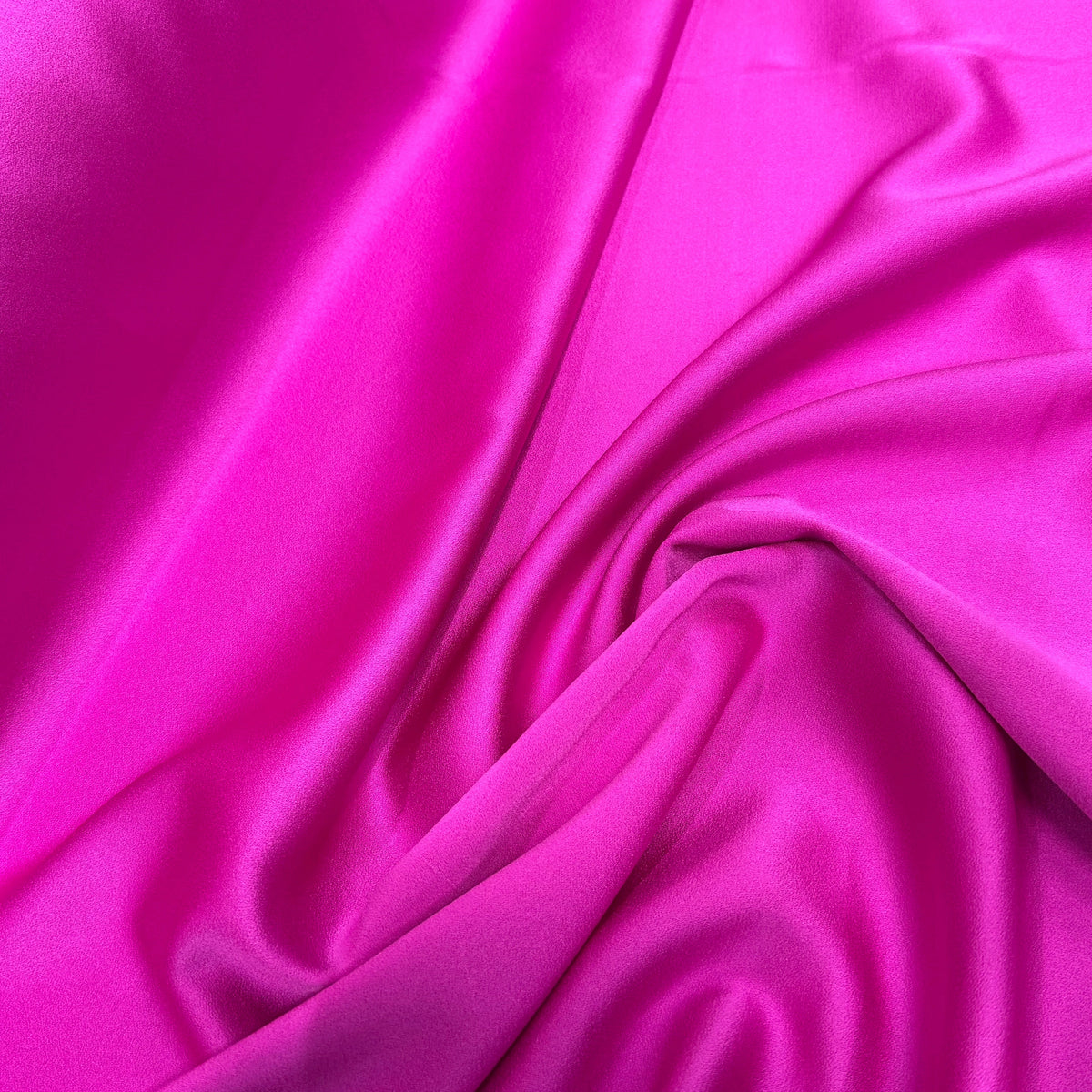 CREPE ENVERS SATIN LOURD ACETATE VISCOSE ROSE FUSHIA ULTRA BEAU - My Little Coupon