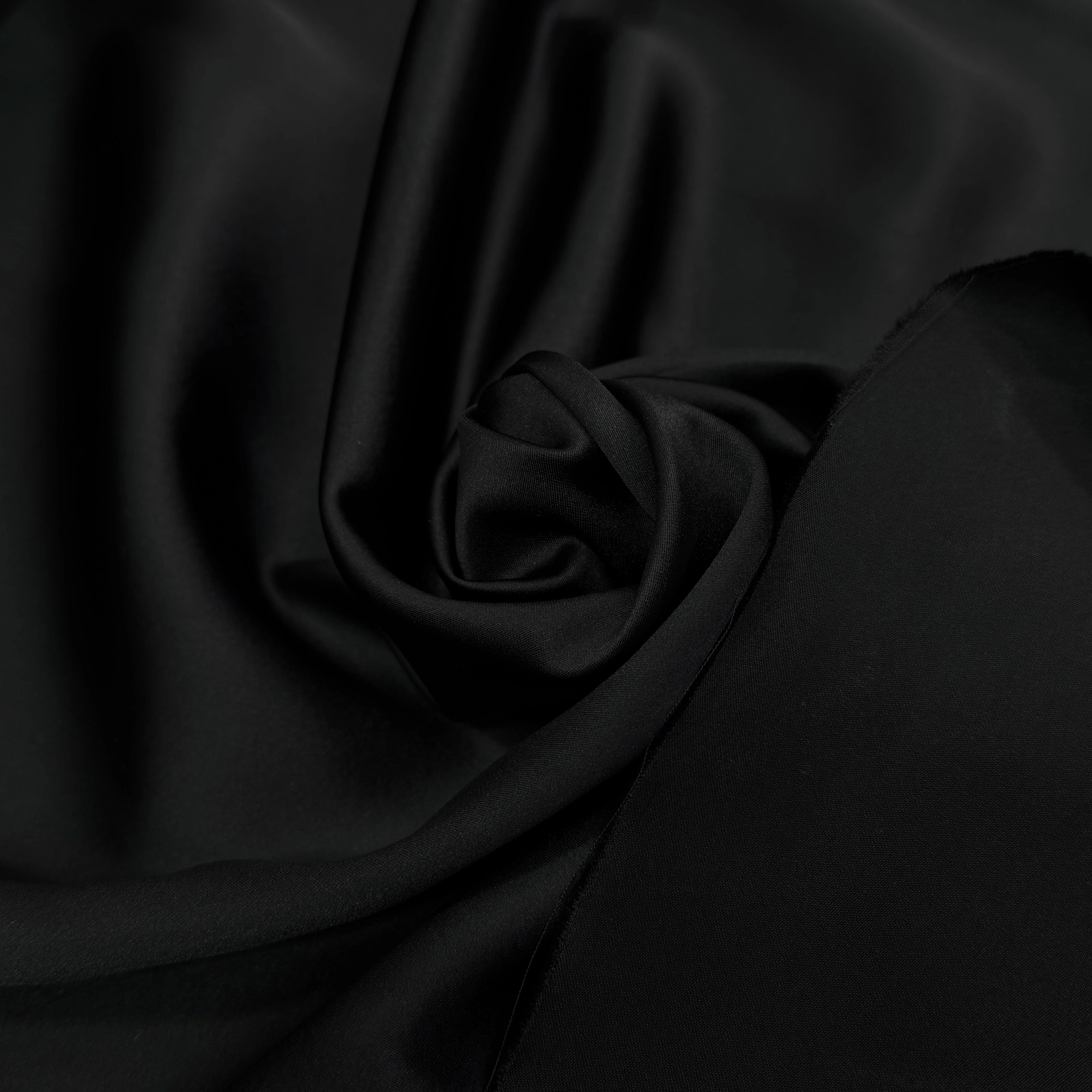 CREPE ENVERS SATIN LOURD FROIDE ACETATE VISCOSE NOIR STRETCH - My Little Coupon