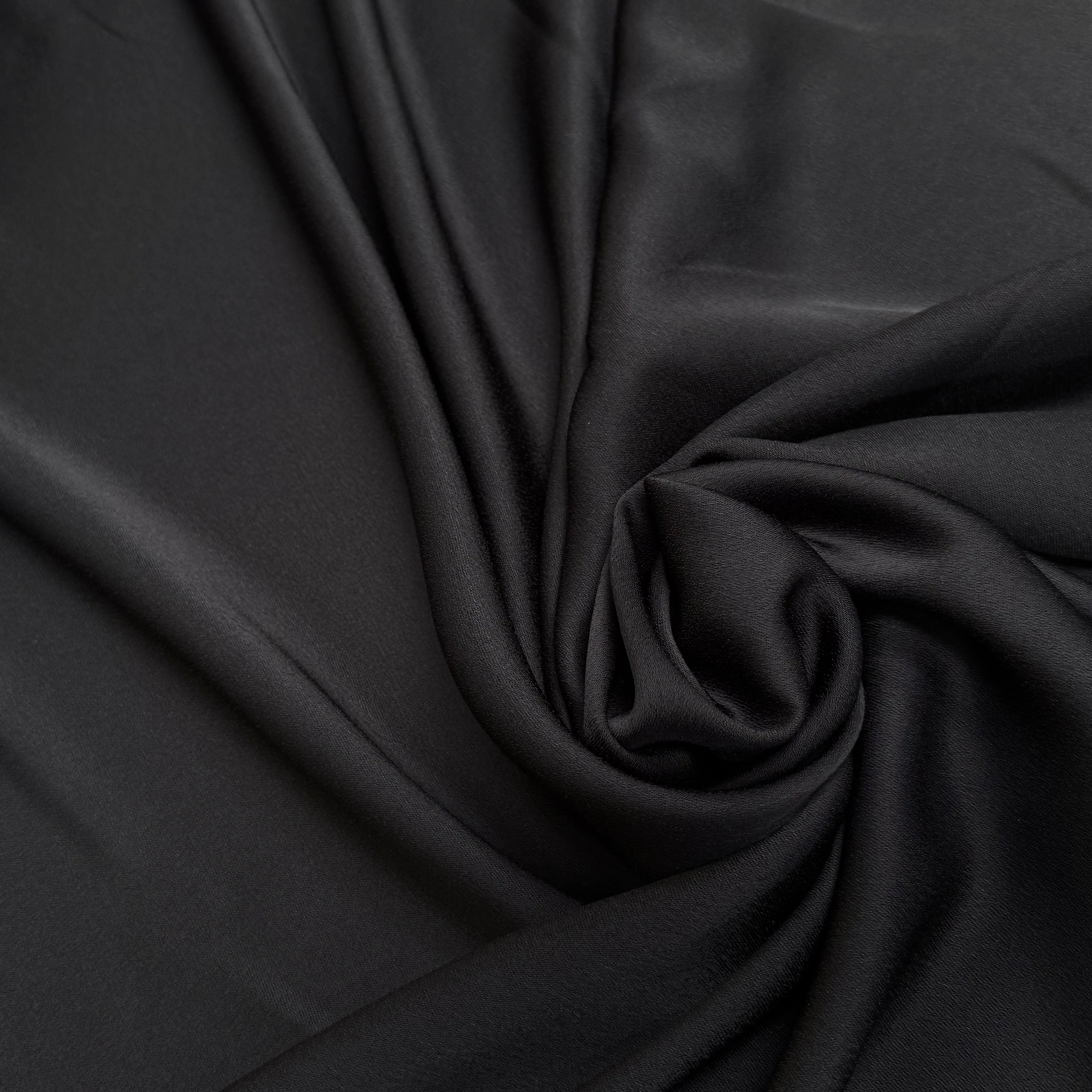 CREPE ENVERS SATIN LOURD TRÈS BEAU TOMBÉ NOIR 390 - My Little Coupon