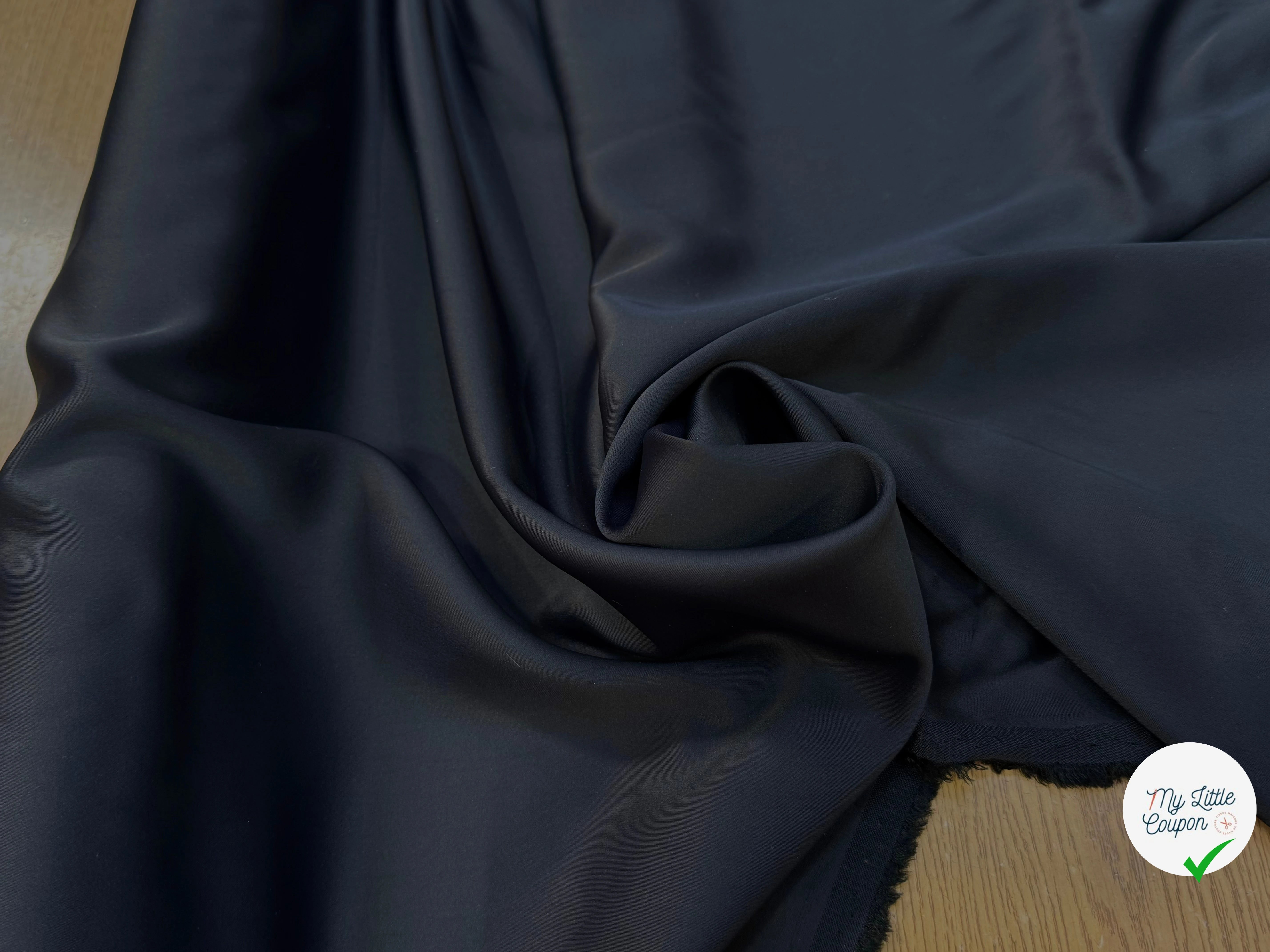 CREPE ENVERS SATIN STRETCH NOIR/MARINE FONCÉ BEAU TOMBÉ - My Little Coupon