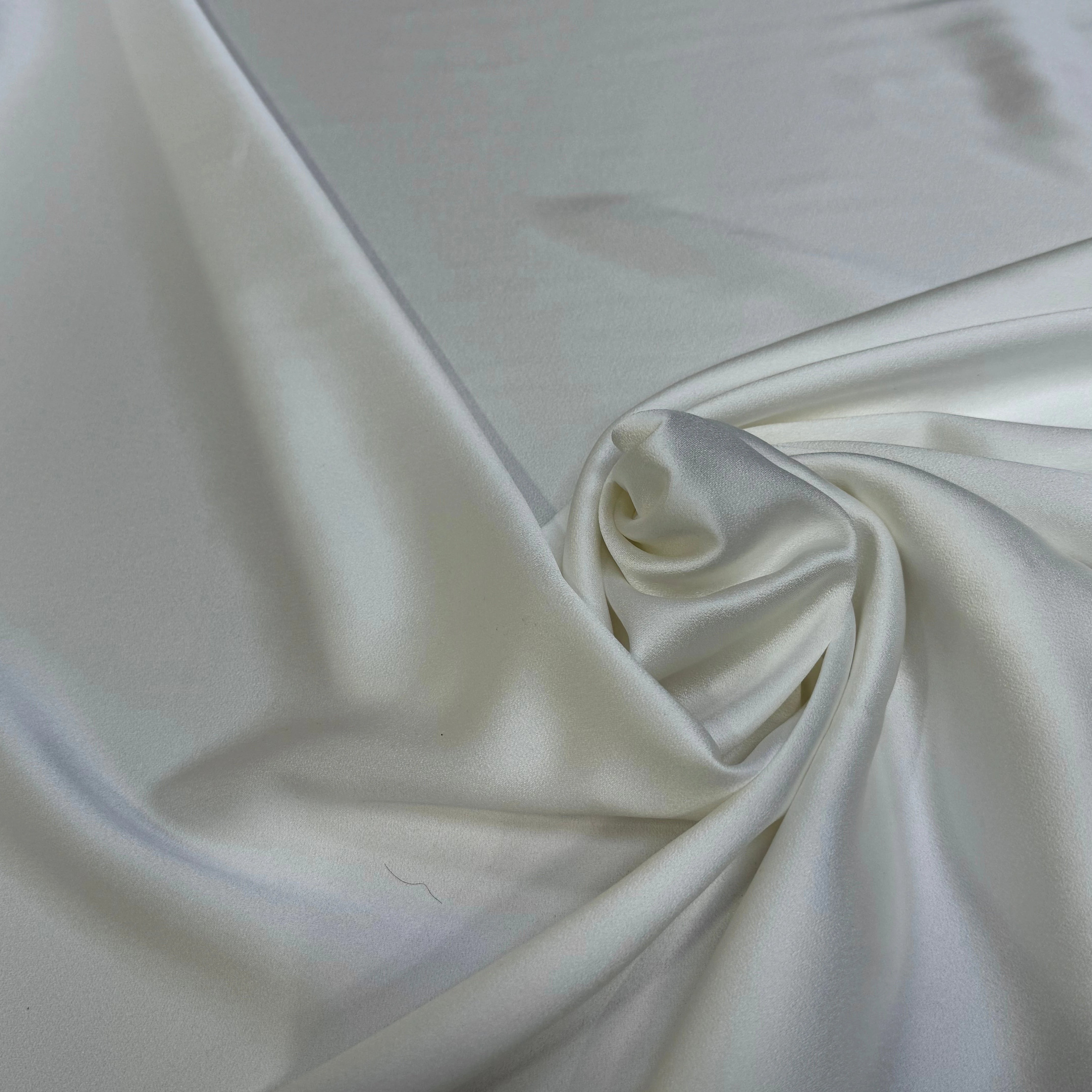CREPE ENVERS SATIN VISCOSE ACÉTATE MAT BLANC CASSÉ - My Little Coupon