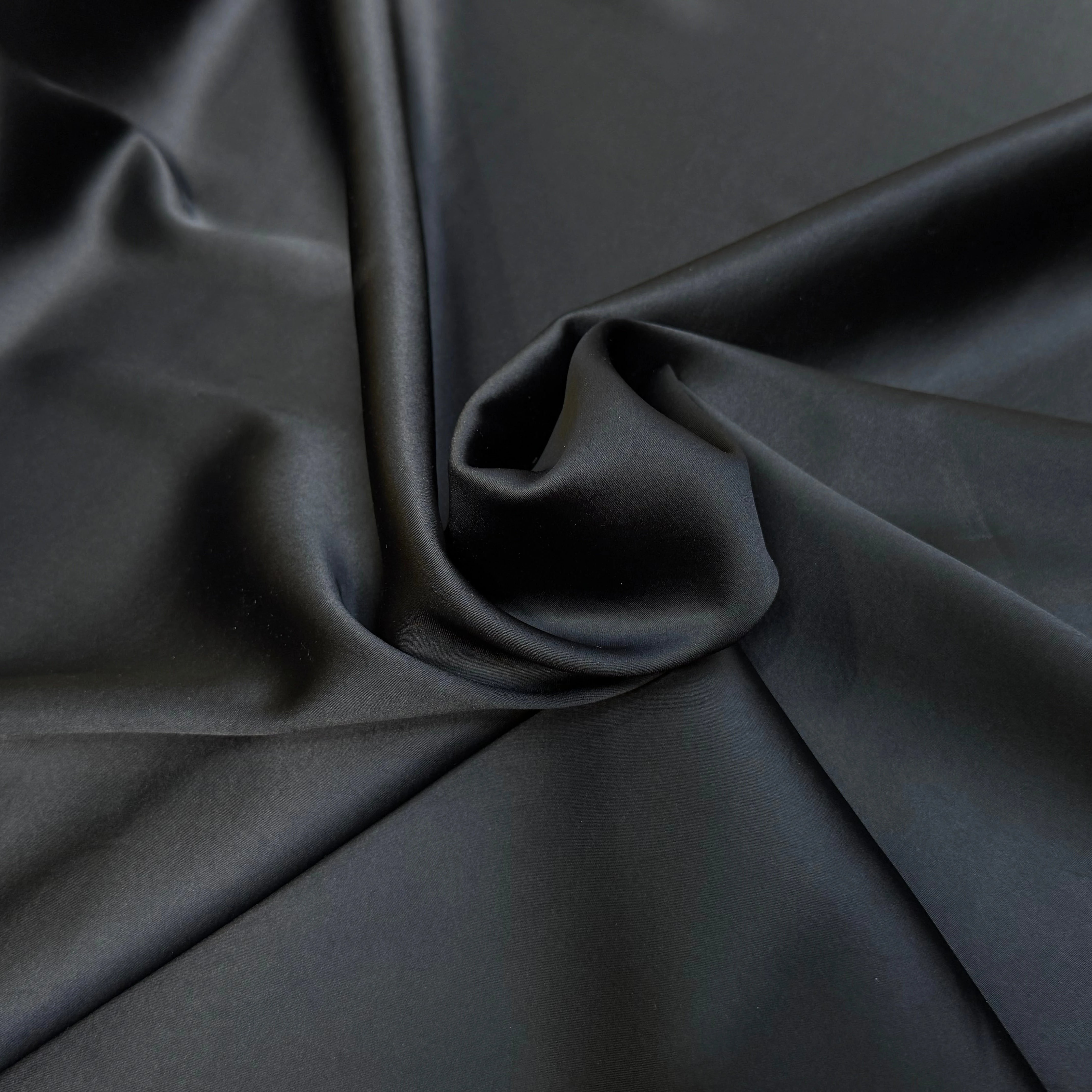 CREPE ENVERS SATIN VISCOSE ACETATE NOIR BEAU TOMBÉ STRETCH - My Little Coupon