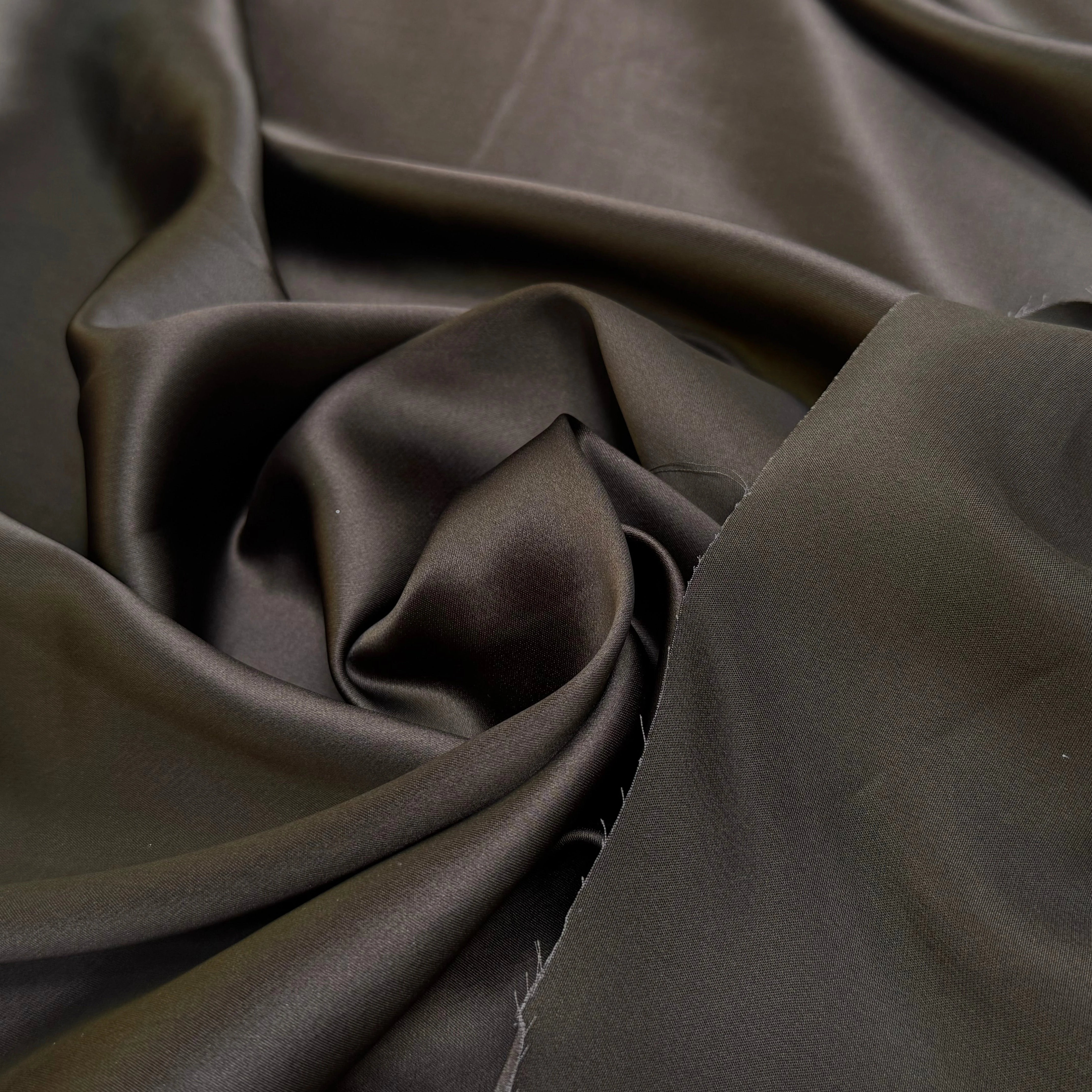 CREPE ENVERS SATIN VISCOSE BEAU TOMBÉ BRONZE - My Little Coupon