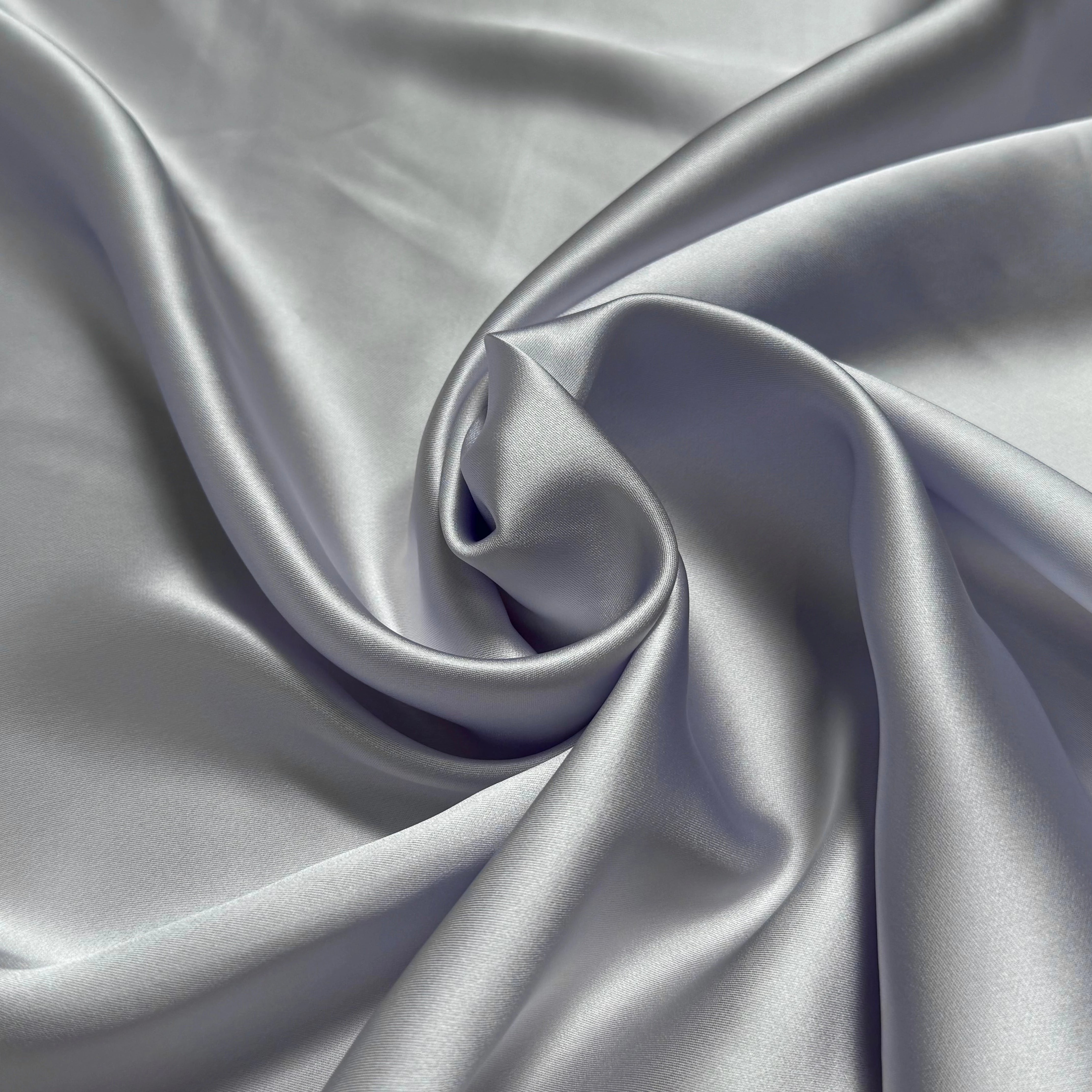 CREPE ENVERS SATIN VISCOSE BEAU TOMBÉ GREY LANVANDER - My Little Coupon