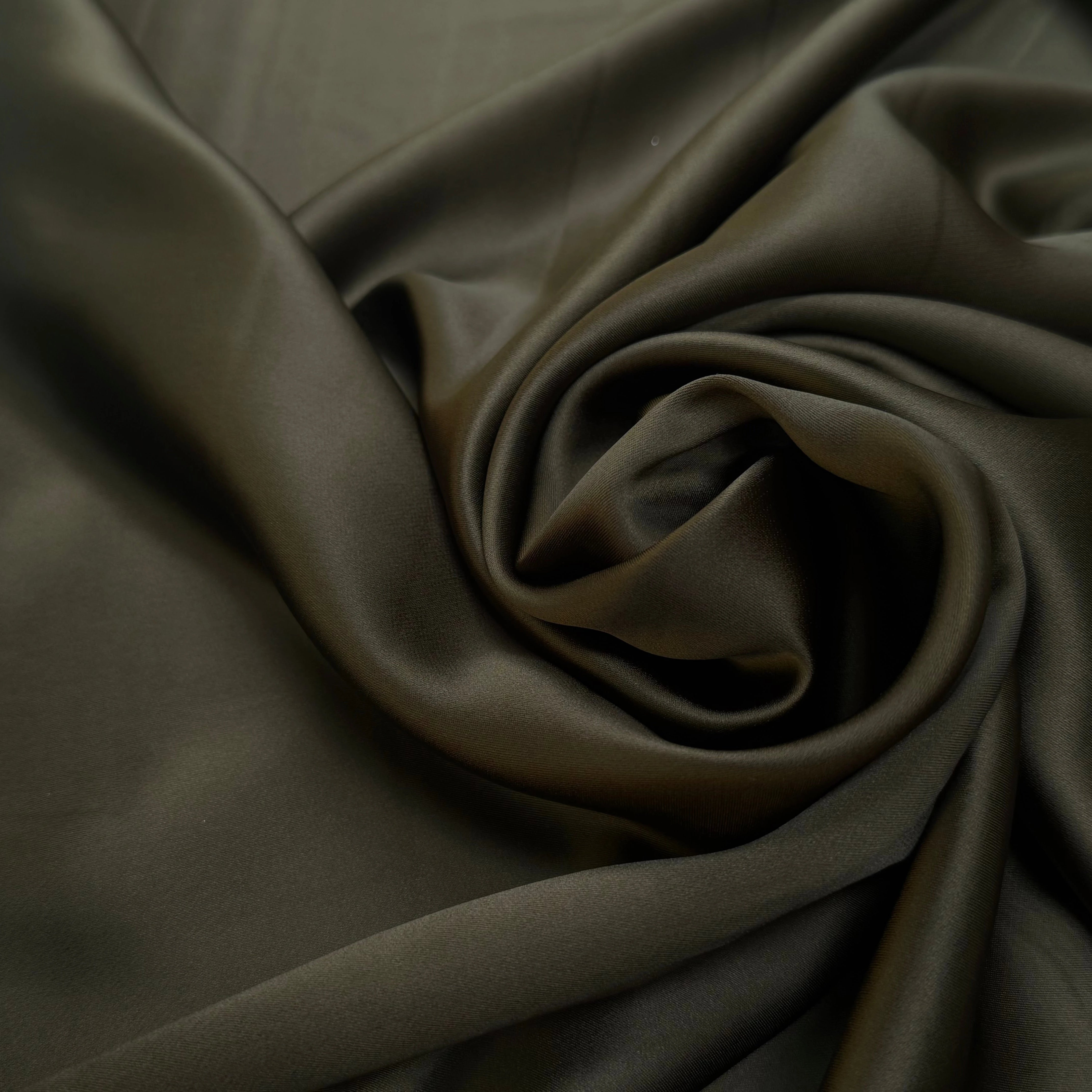 CREPE ENVERS SATIN VISCOSE BEAU TOMBÉ KAKI - My Little Coupon