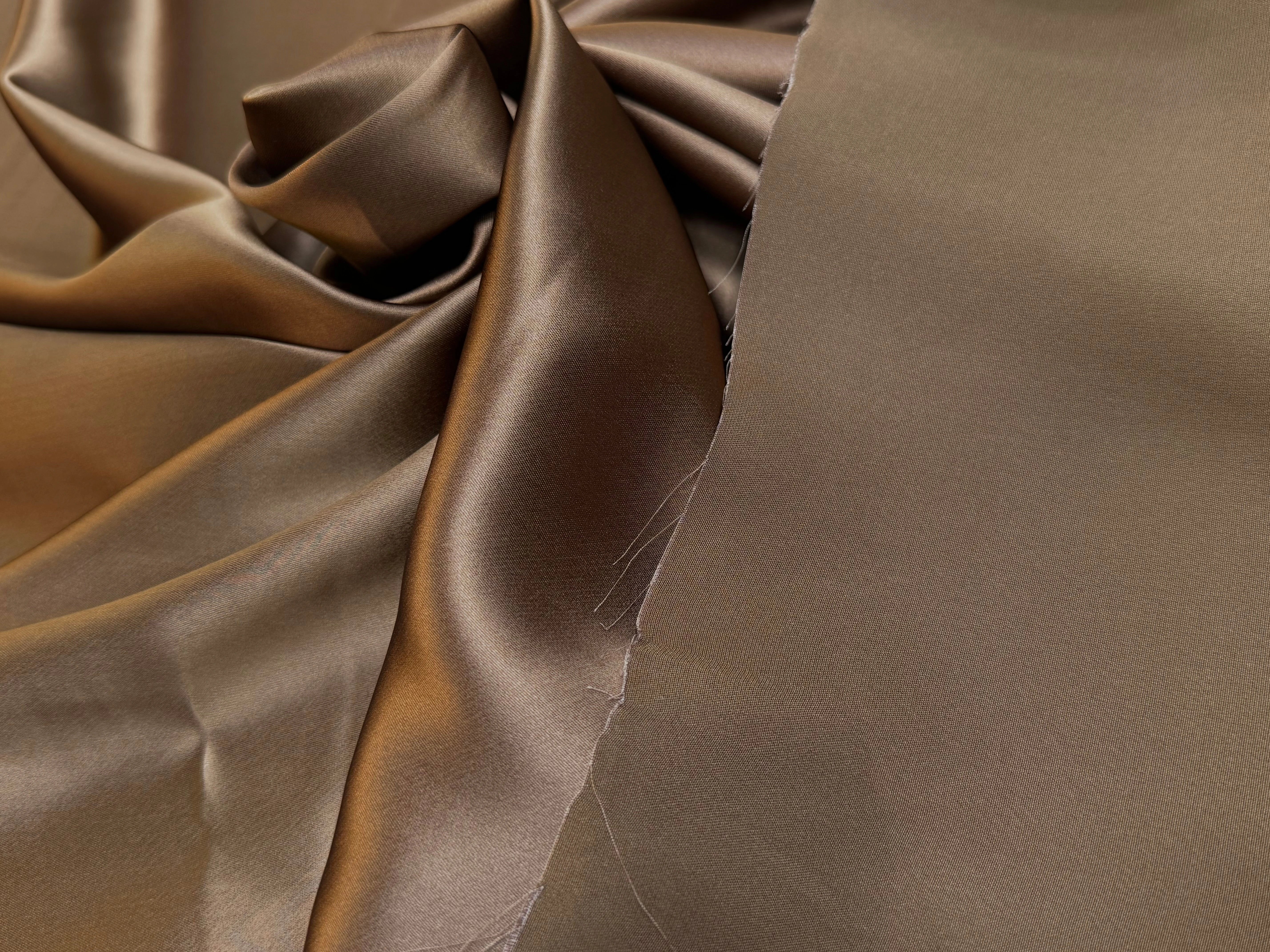 CREPE ENVERS SATIN VISCOSE BEAU TOMBÉ MARRON GLACÉ - My Little Coupon