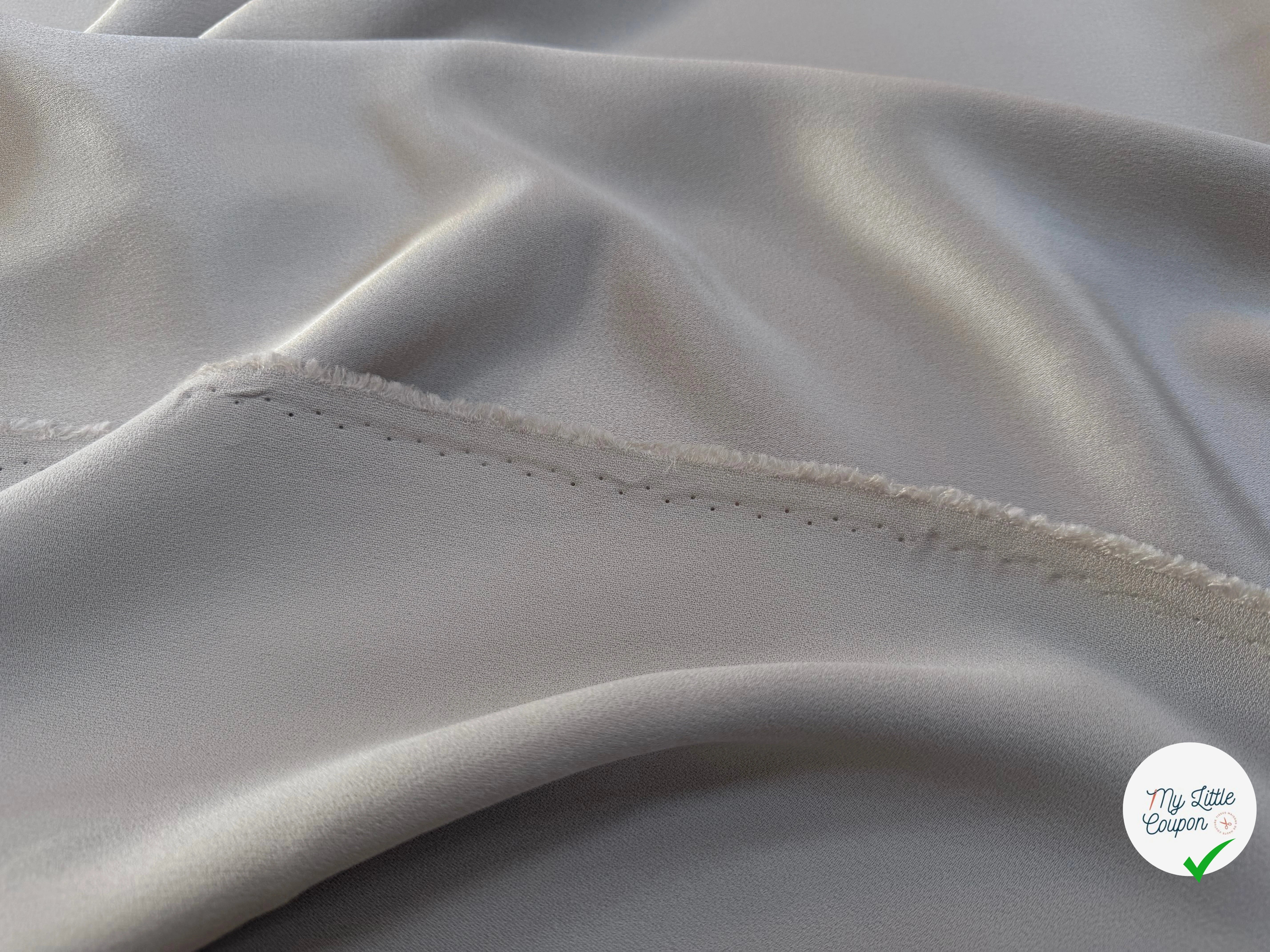 CREPE ENVERS SATIN VISCOSE ET ACETATE MAT BEIGE CLAIR - My Little Coupon
