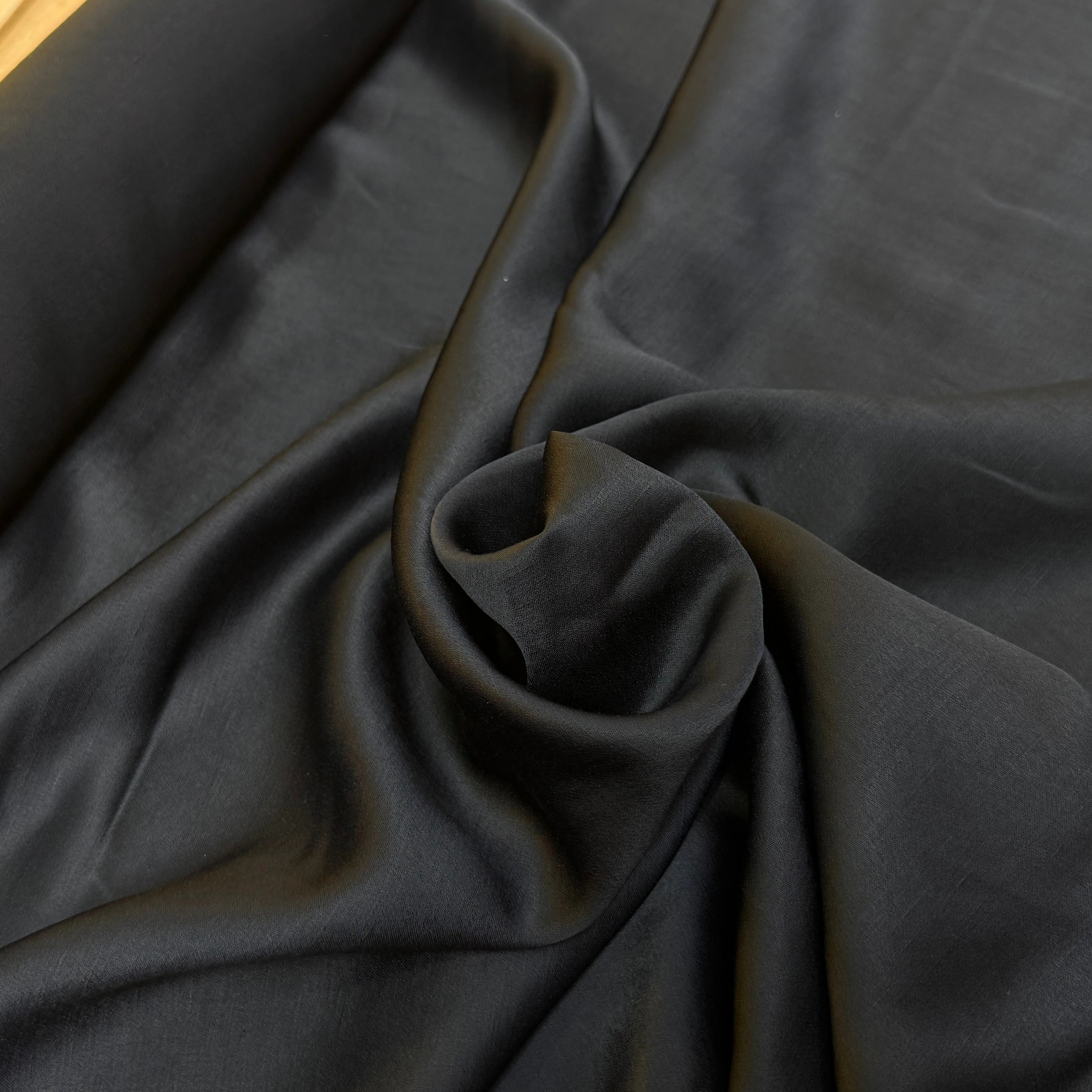 CREPE ENVERS SATIN VISCOSE TEXTURÉ SHANTUNG COUTURE NOIR - My Little Coupon