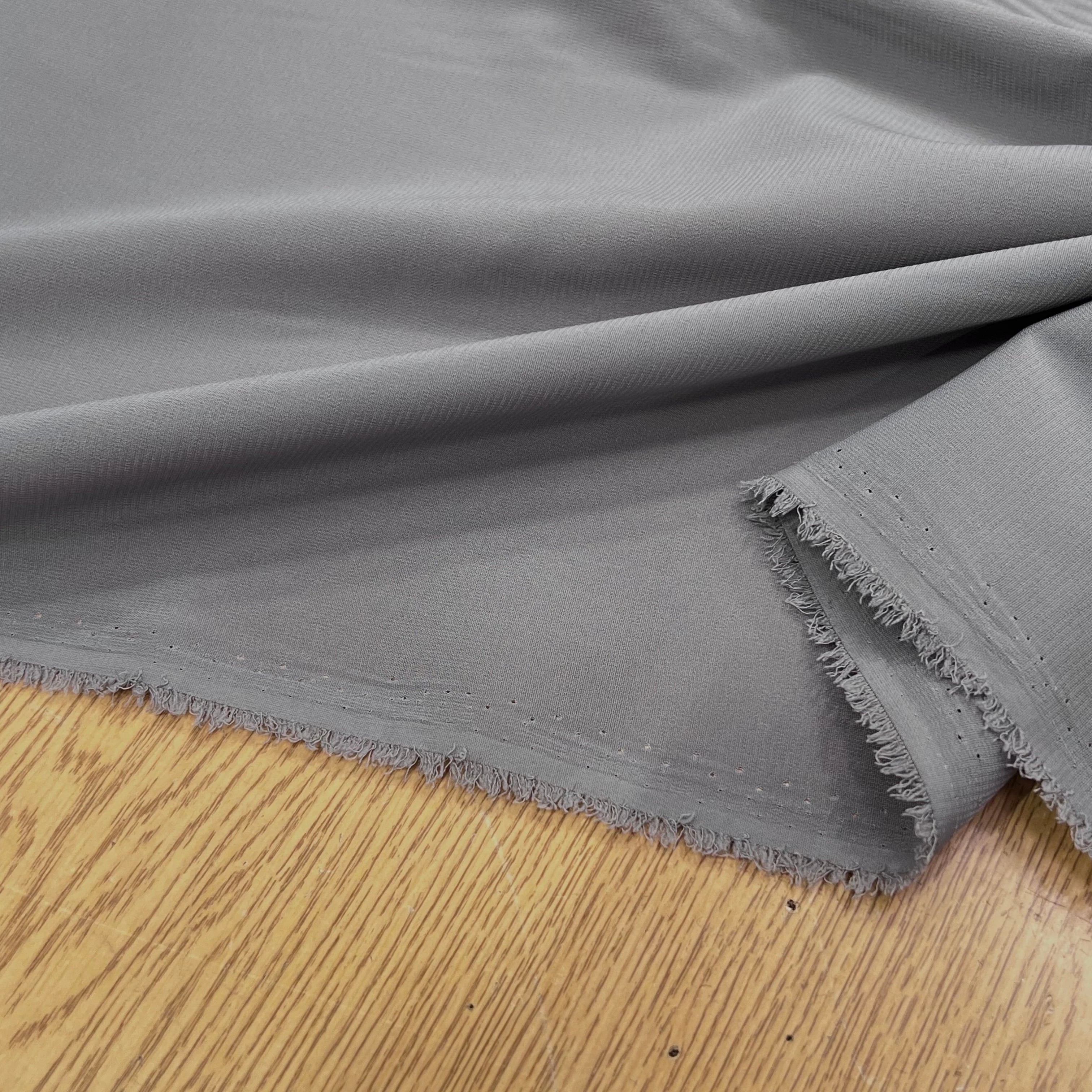 CREPE FLUIDE BEIGE FONCÉ 147CM - My Little Coupon