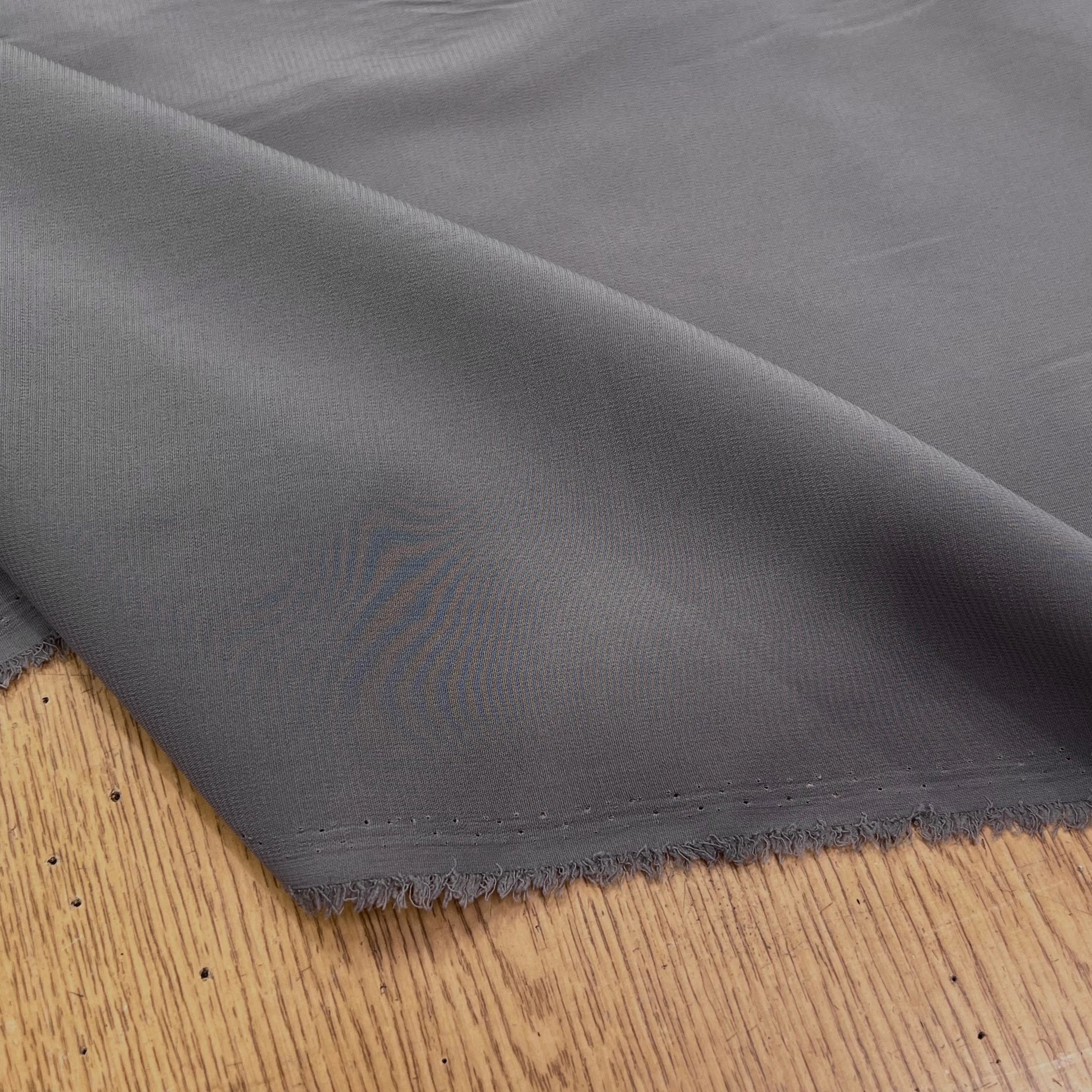 CREPE FLUIDE BEIGE FONCÉ 147CM - My Little Coupon