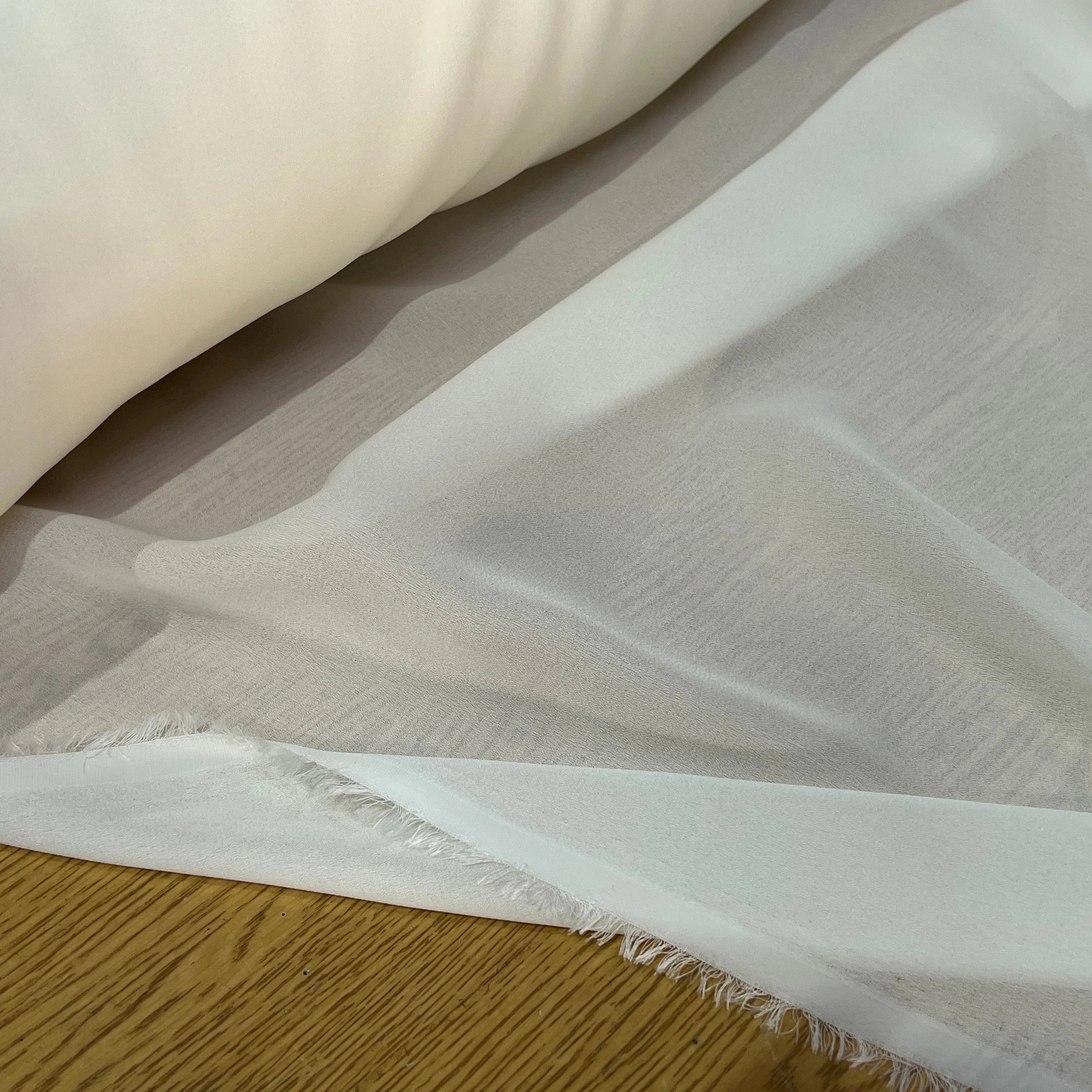 CREPE FLUIDE BLANC 148CM - My Little Coupon