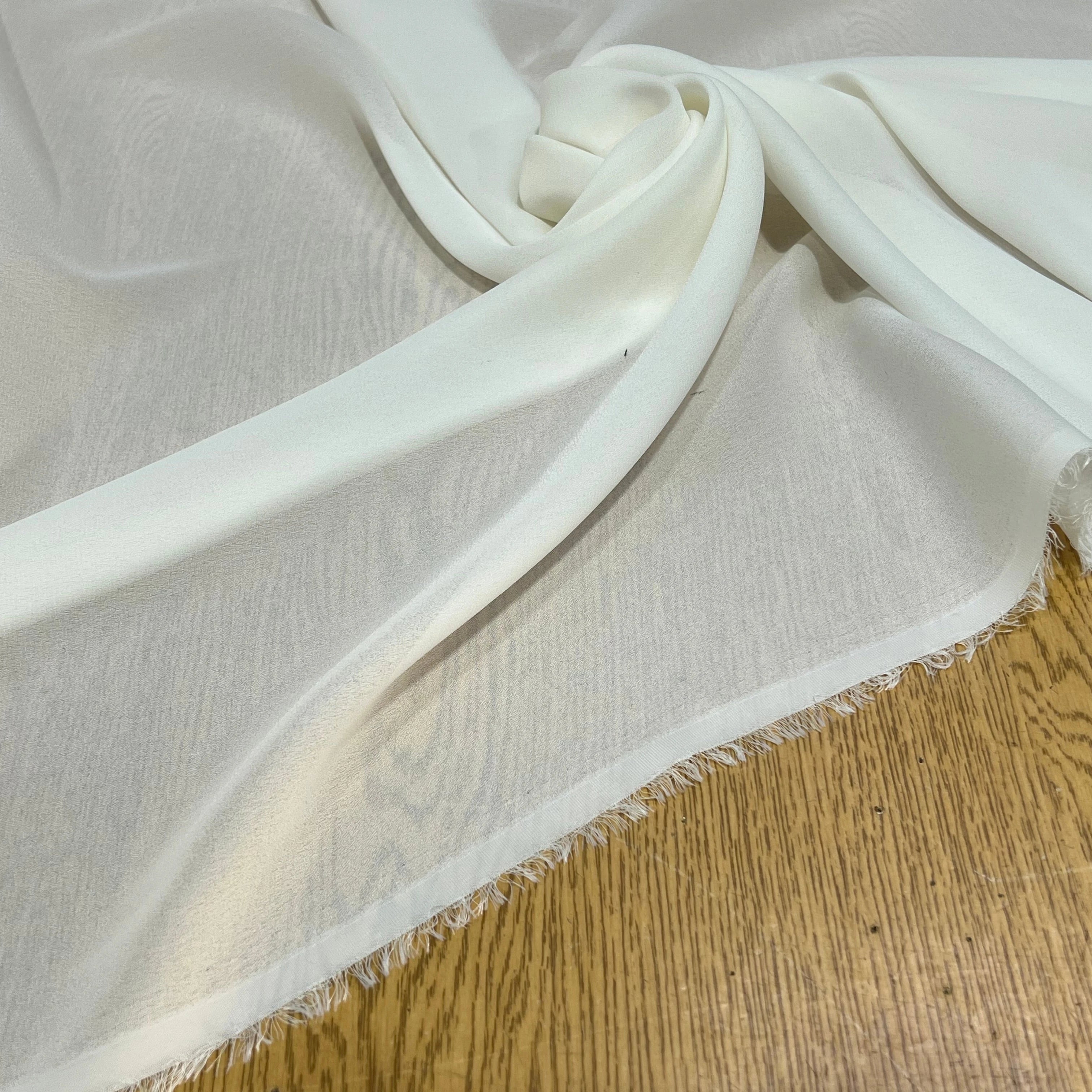 CREPE FLUIDE BLANC 148CM - My Little Coupon