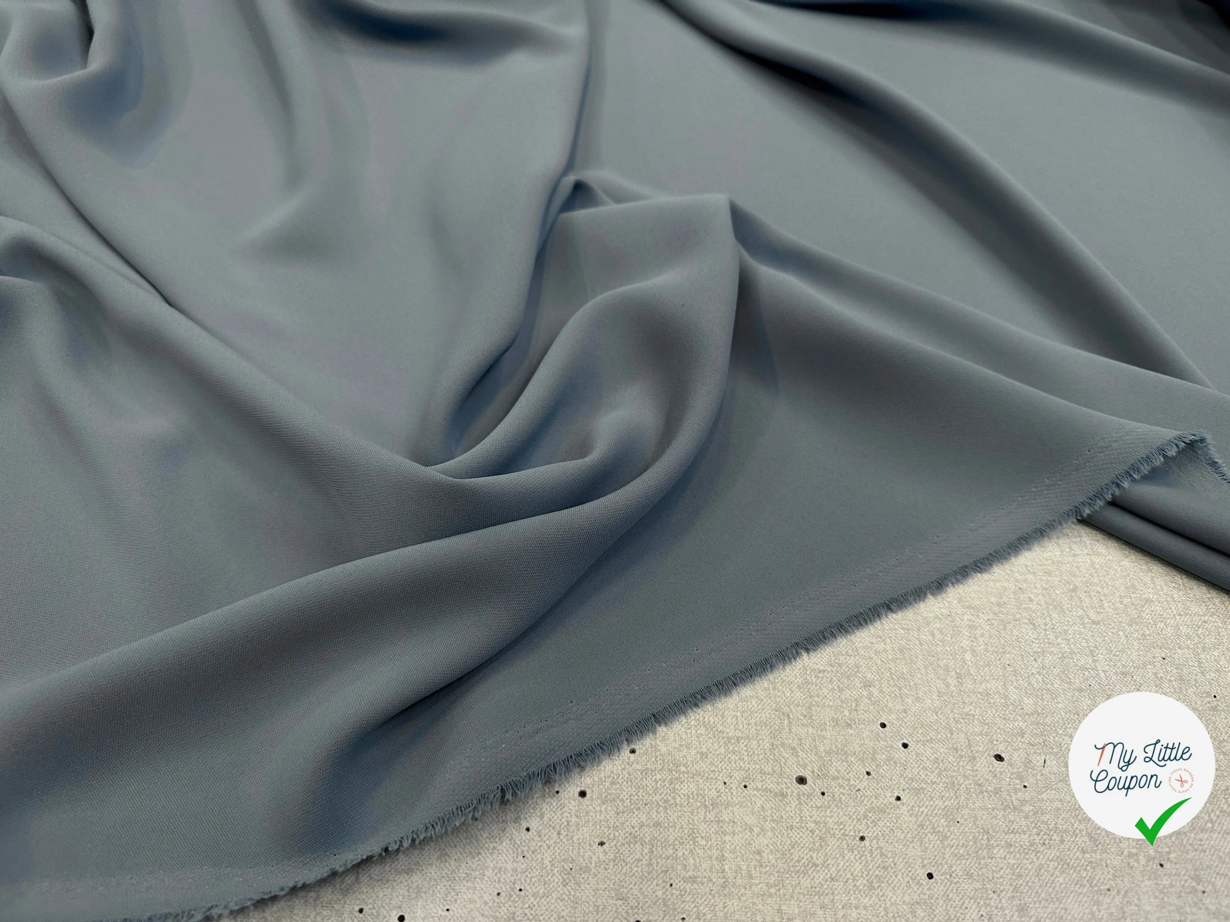 CRÊPE FLUIDE BLUE GREY COUTURE - My Little Coupon