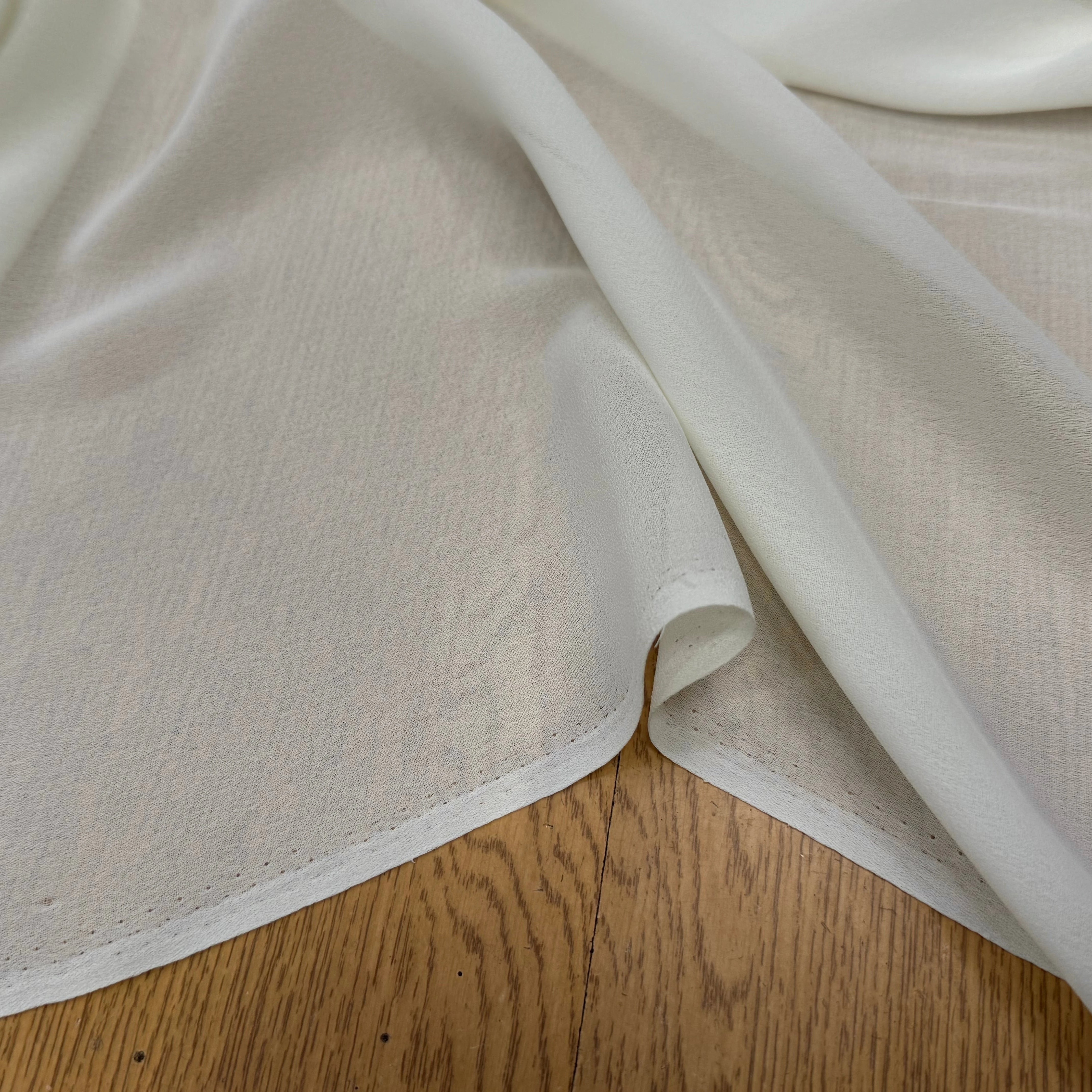 CREPE FLUIDE ÉCRU MAGNIFIQUE 150CM - My Little Coupon