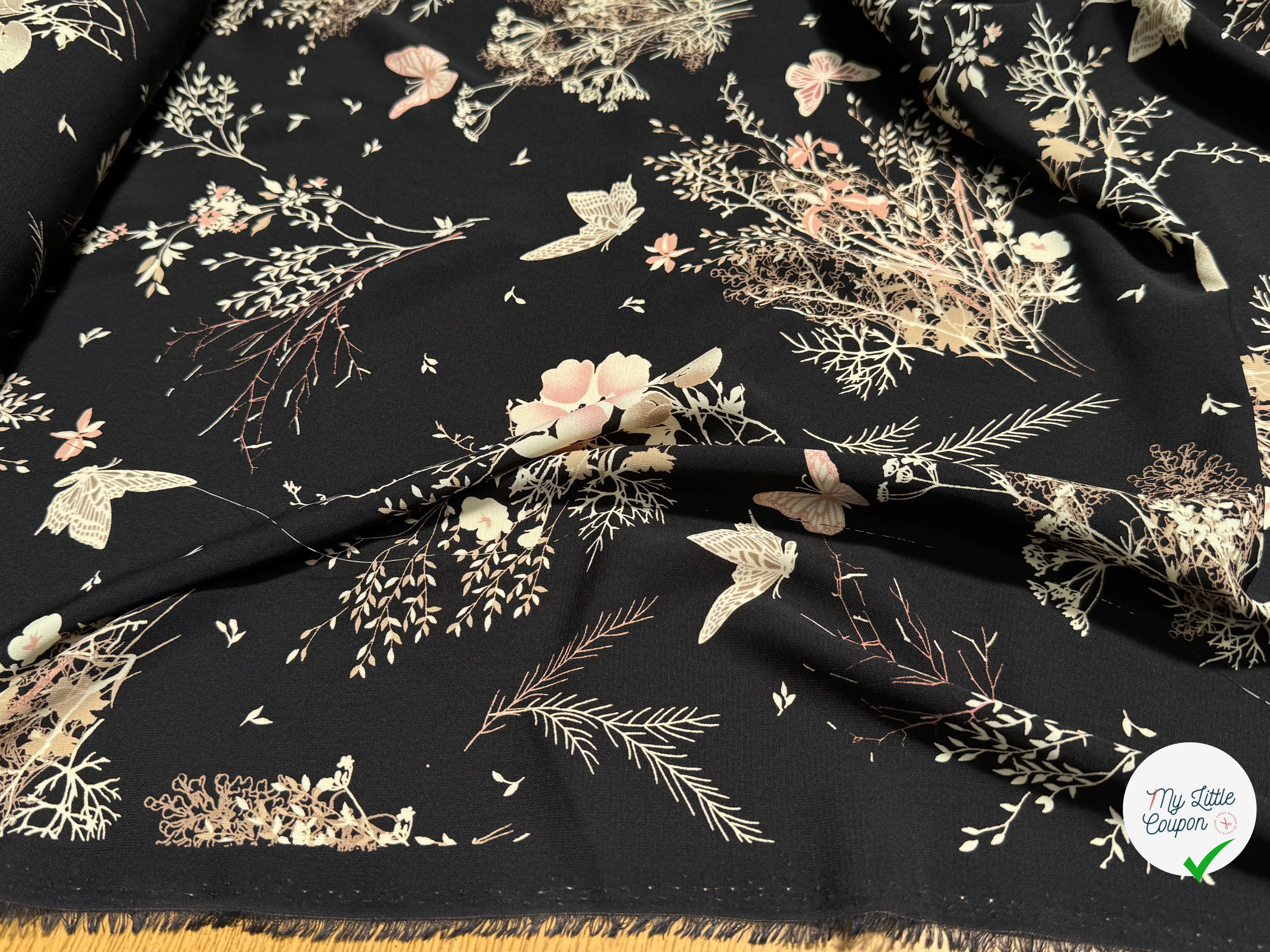 CREPE FLUIDE FOND NOIR MOTIFS FLORAUX PAPILLONS - My Little Coupon