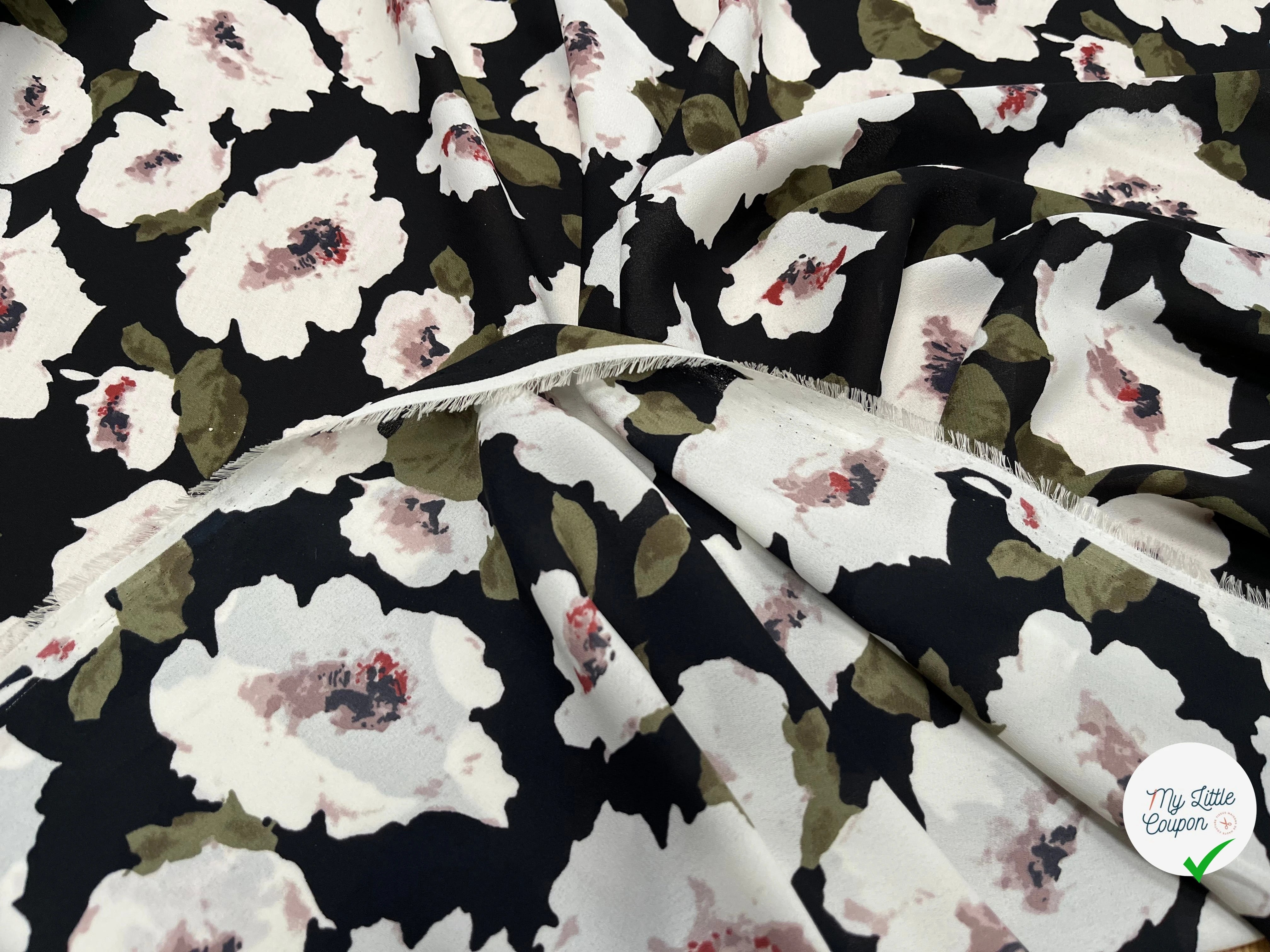 CREPE FLUIDE IMPRIMÉ GROSSES FLEURES SUR FOND NOIR - My Little Coupon