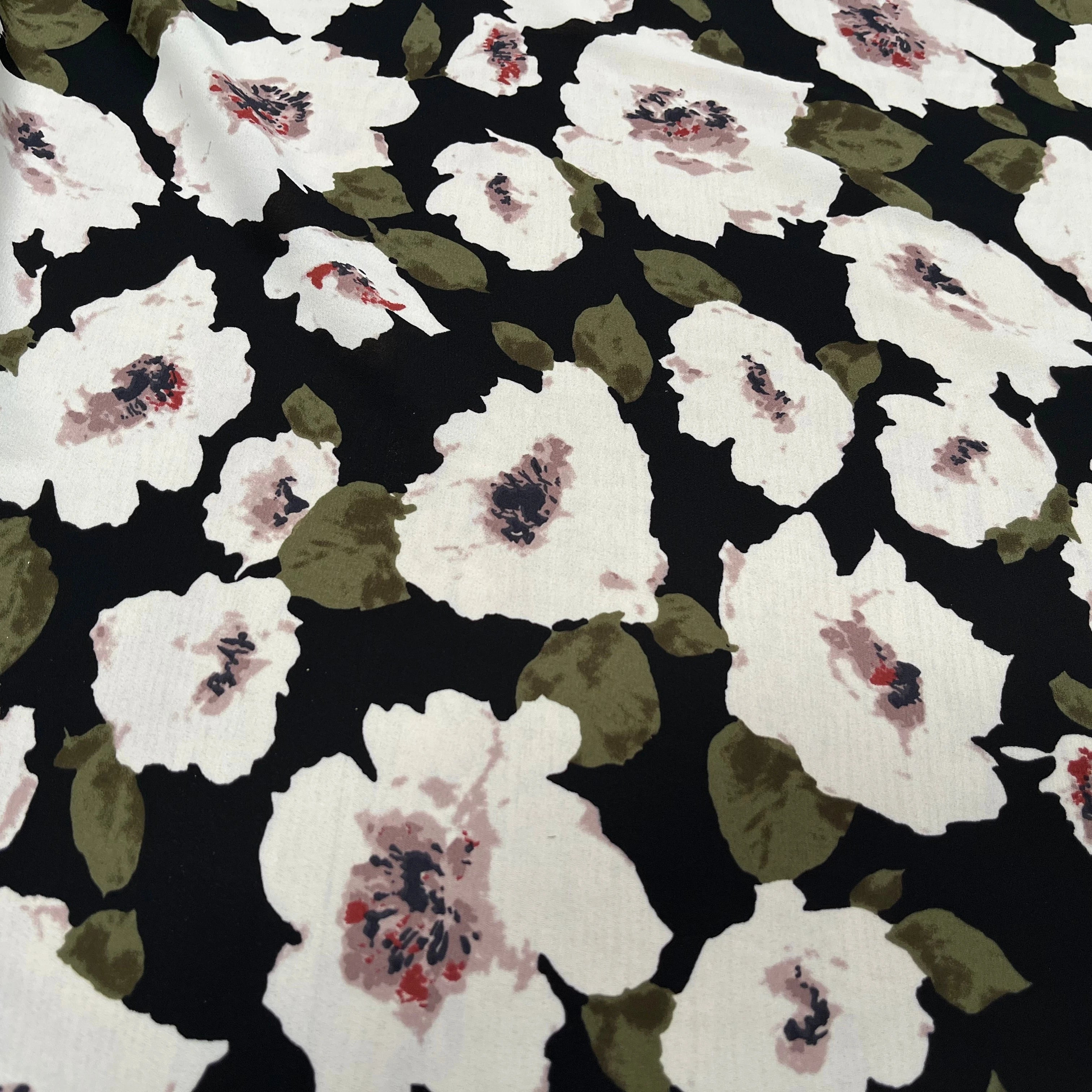 CREPE FLUIDE IMPRIMÉ GROSSES FLEURES SUR FOND NOIR - My Little Coupon