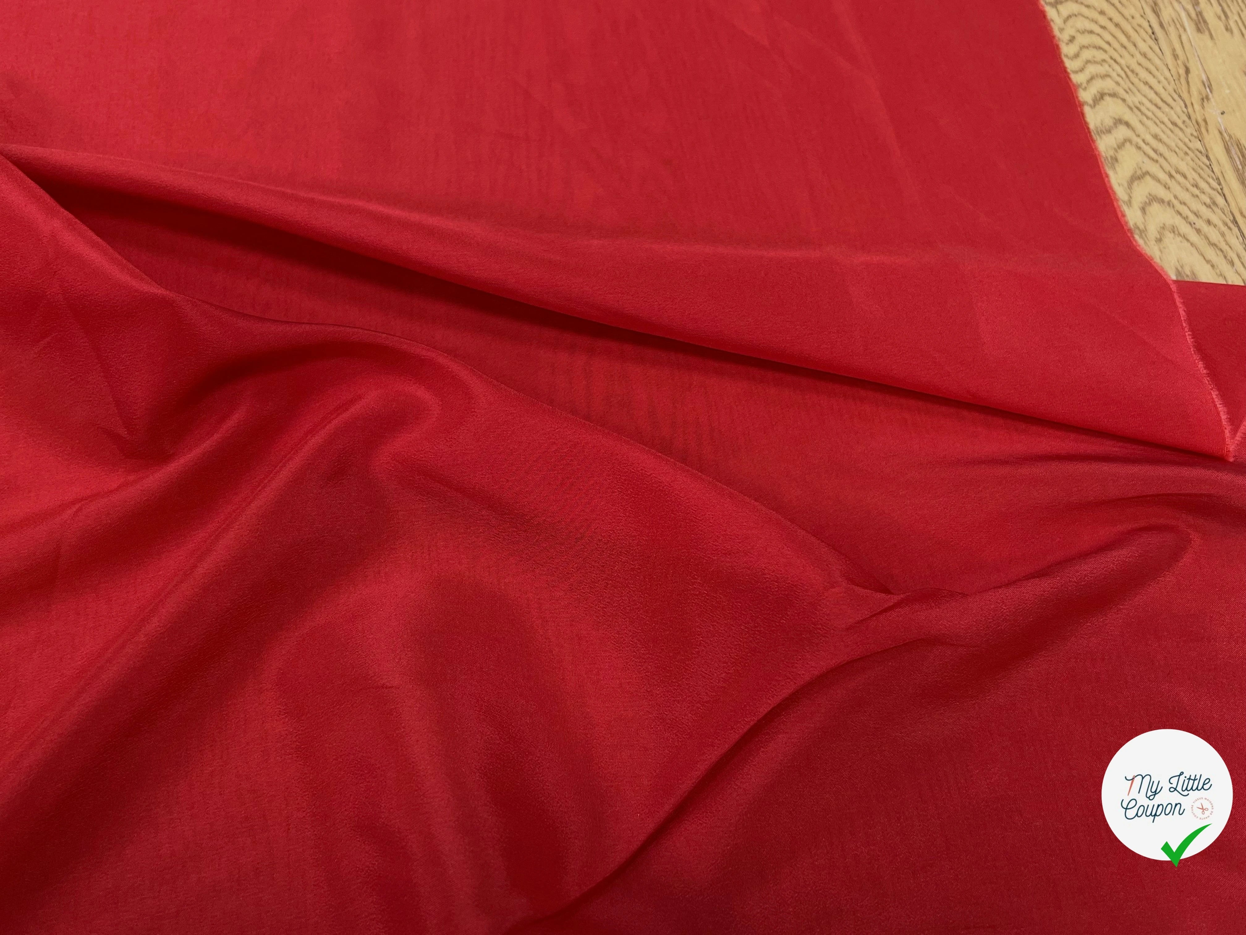 CRÈPE FLUIDE LÉGÈREMENT SATINÉ ROUGE POLYESTER 140CM - My Little Coupon
