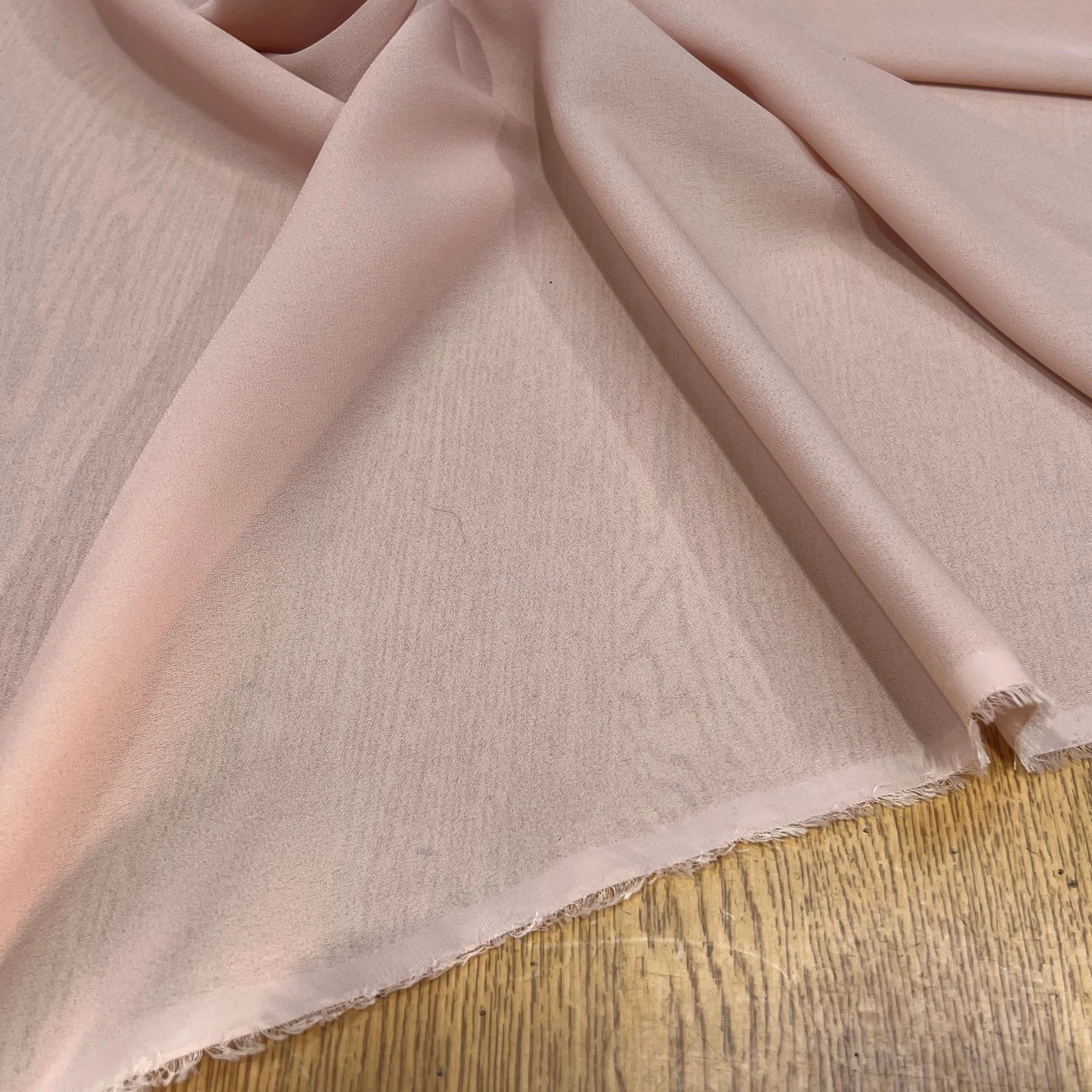 CREPE FLUIDE ROSE PALE 148CM - My Little Coupon