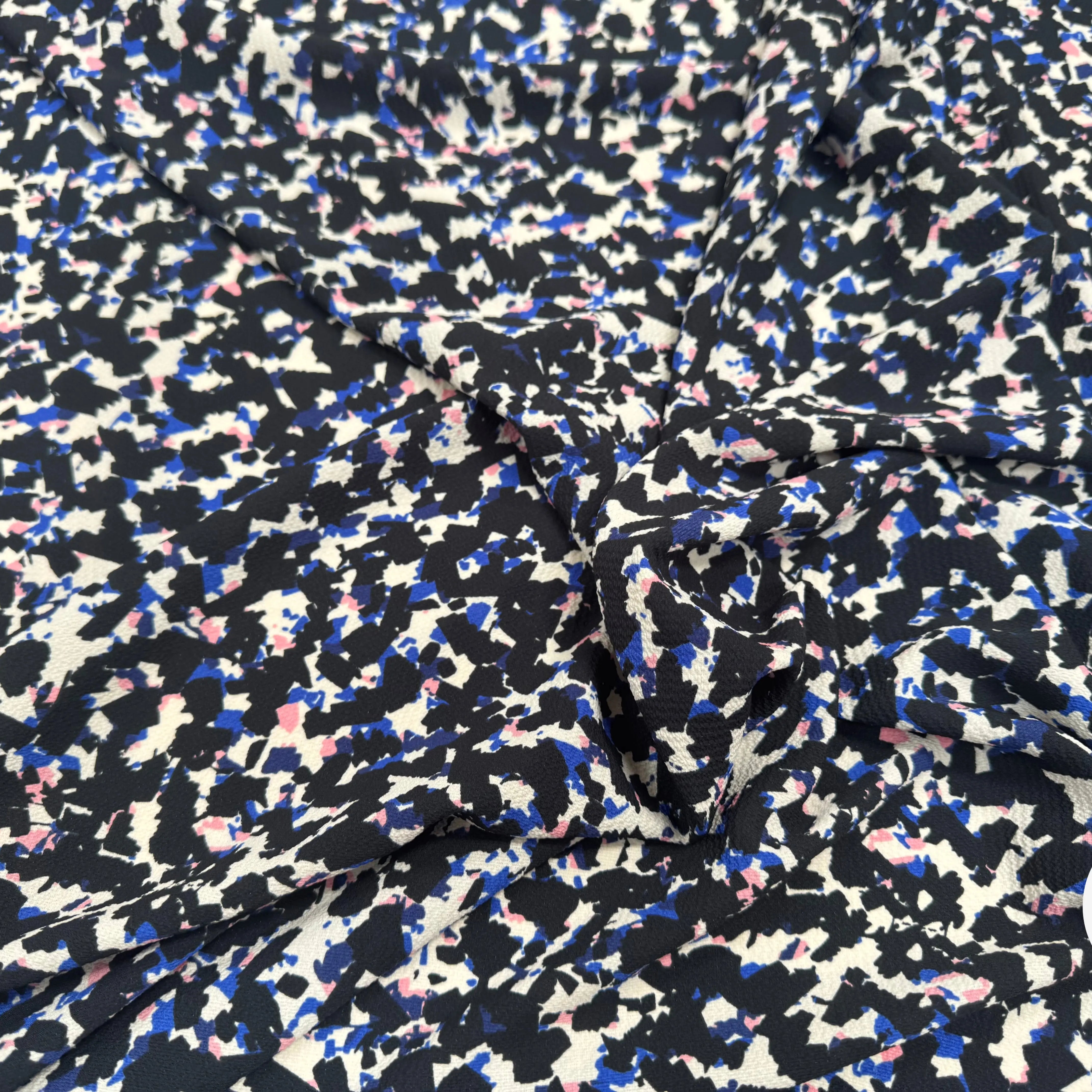 CRÊPE GAUFFRÉ MOTIF NOIR ROSE ECRU - My Little Coupon