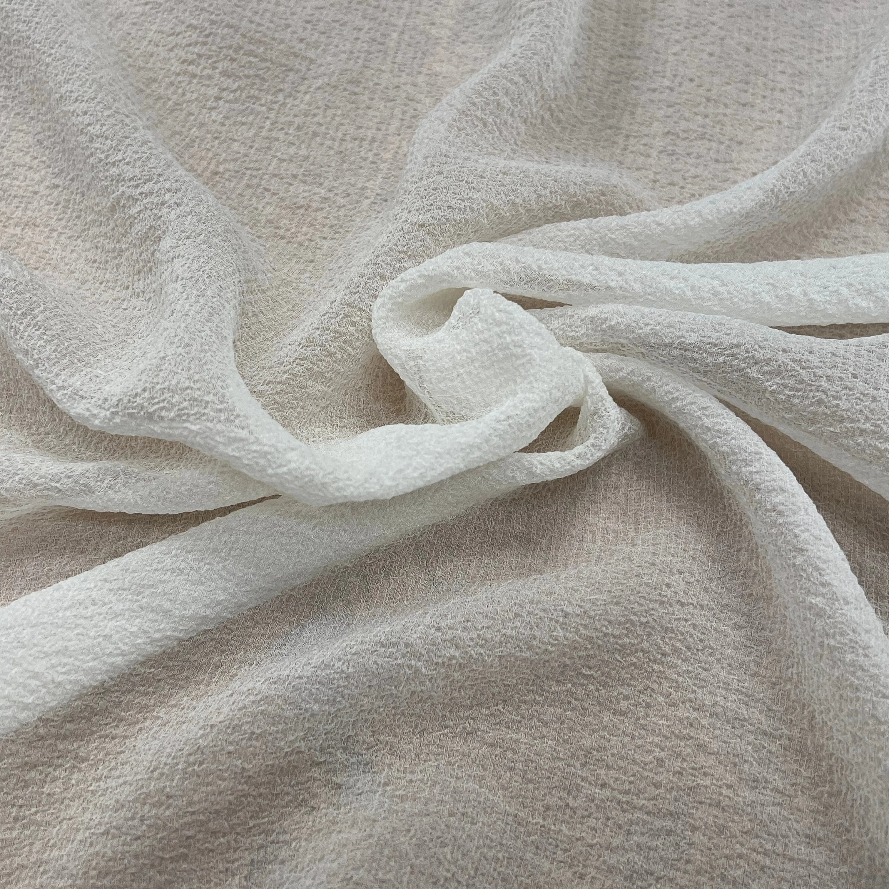 CREPE GAUFFRÉ SOIE BLANC CASSÉ FABRICATION FRANCAISE - My Little Coupon