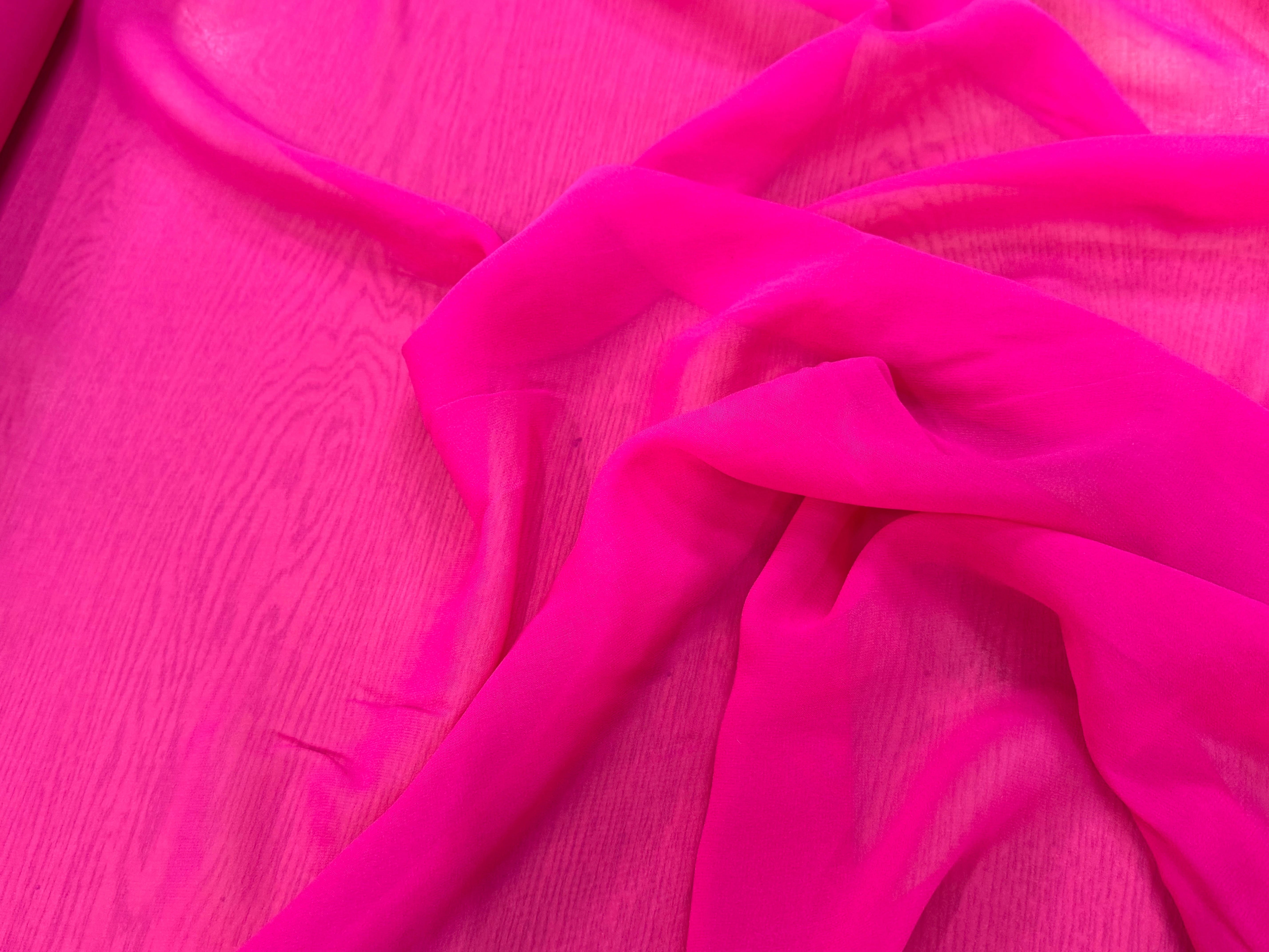 CREPE GEORGETTE DE SOIE ROSE FLASHY - My Little Coupon