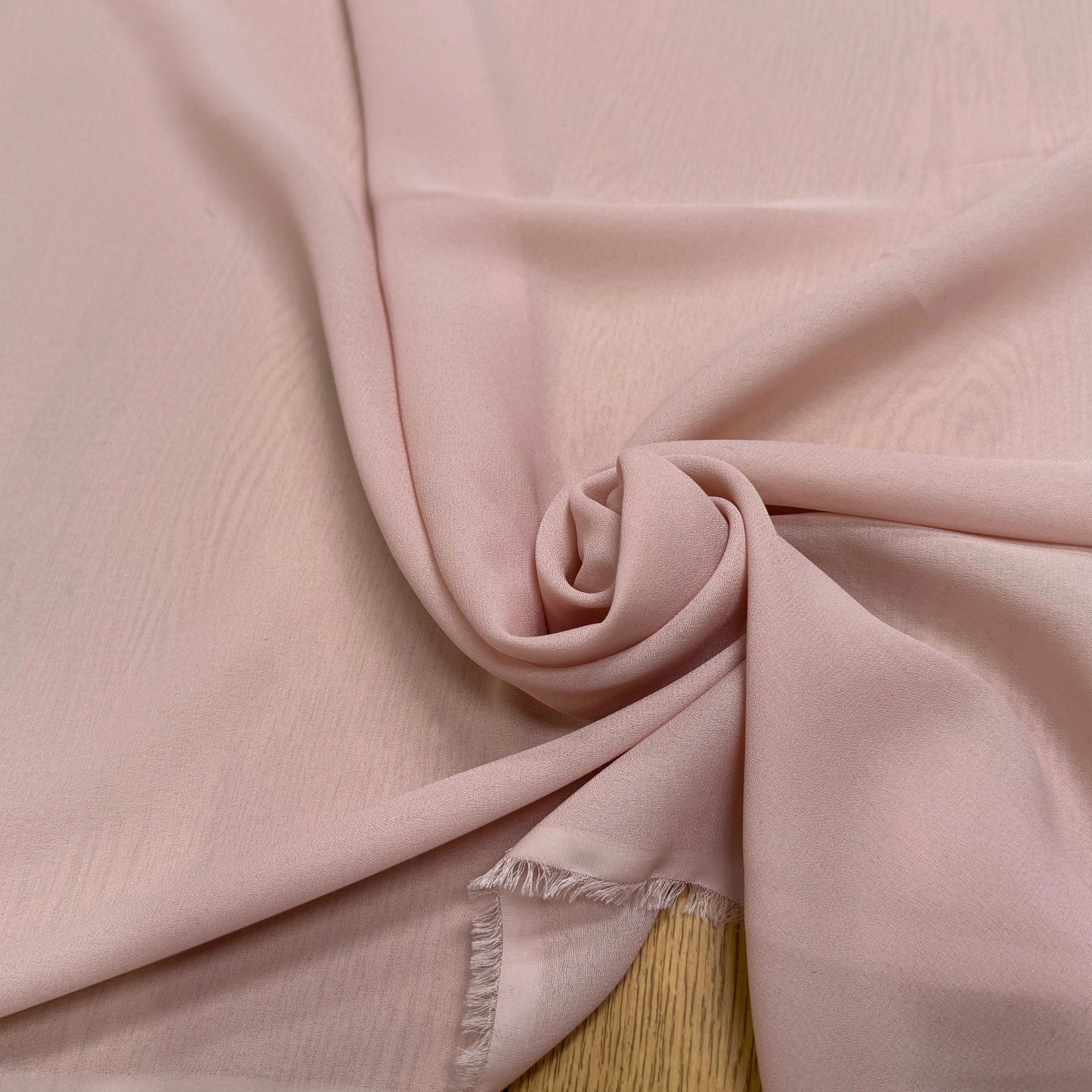 CREPE GEORGETTE ROSE PALE - My Little Coupon