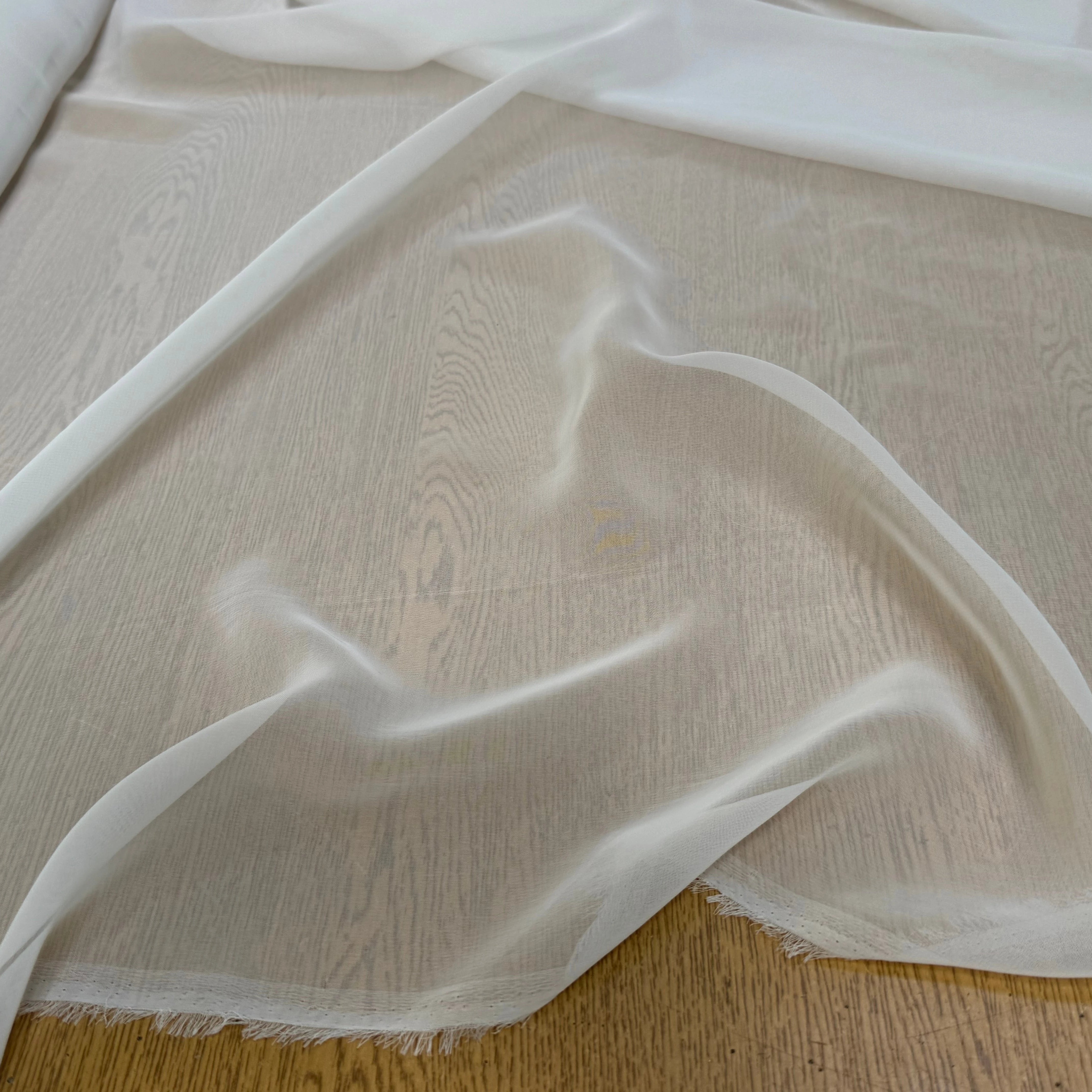 CREPE GEORGETTE ULTA FIN BLANC CASSÉ - My Little Coupon